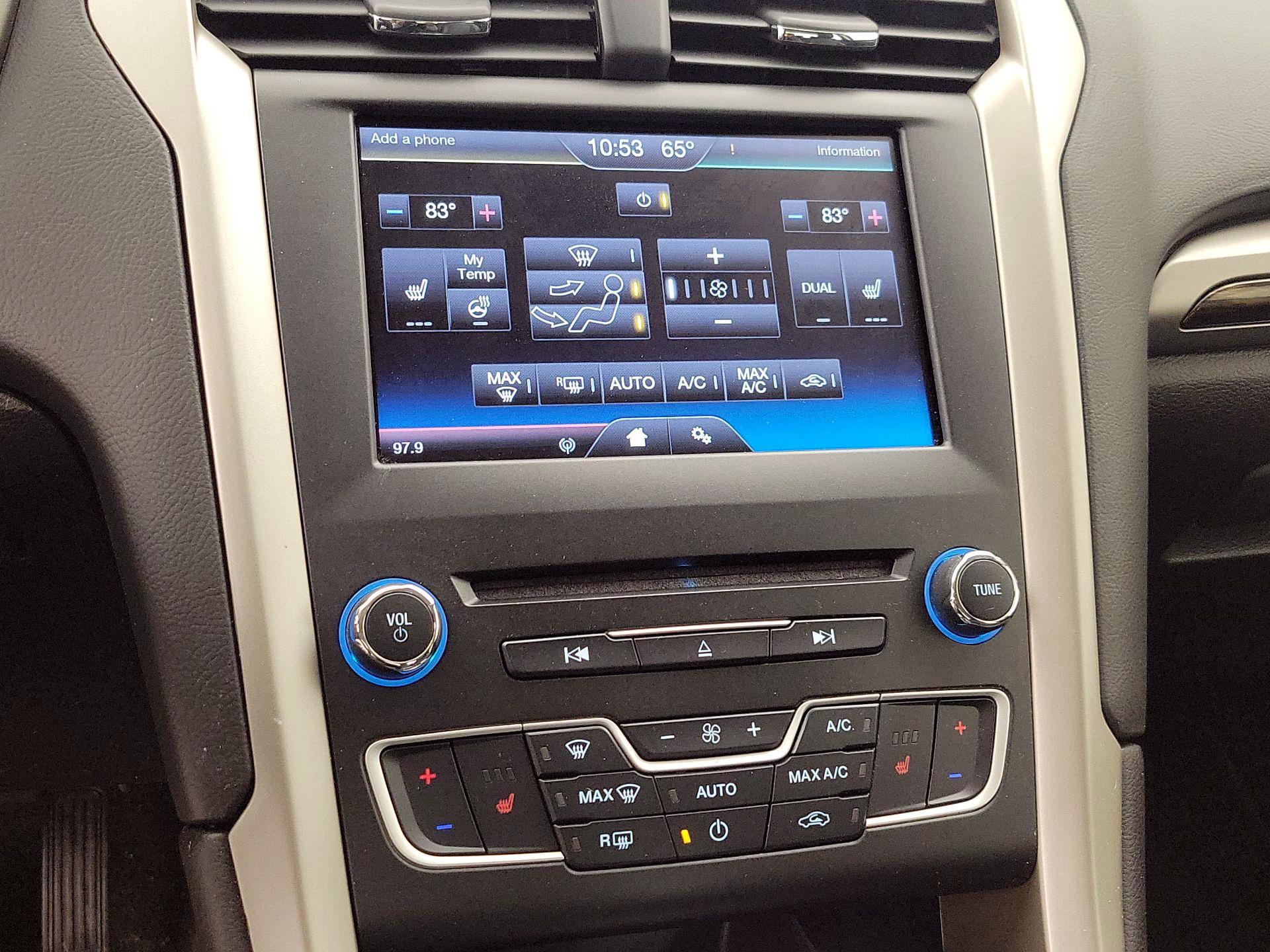 Thumbnail: 2016 Ford Fusion - 16