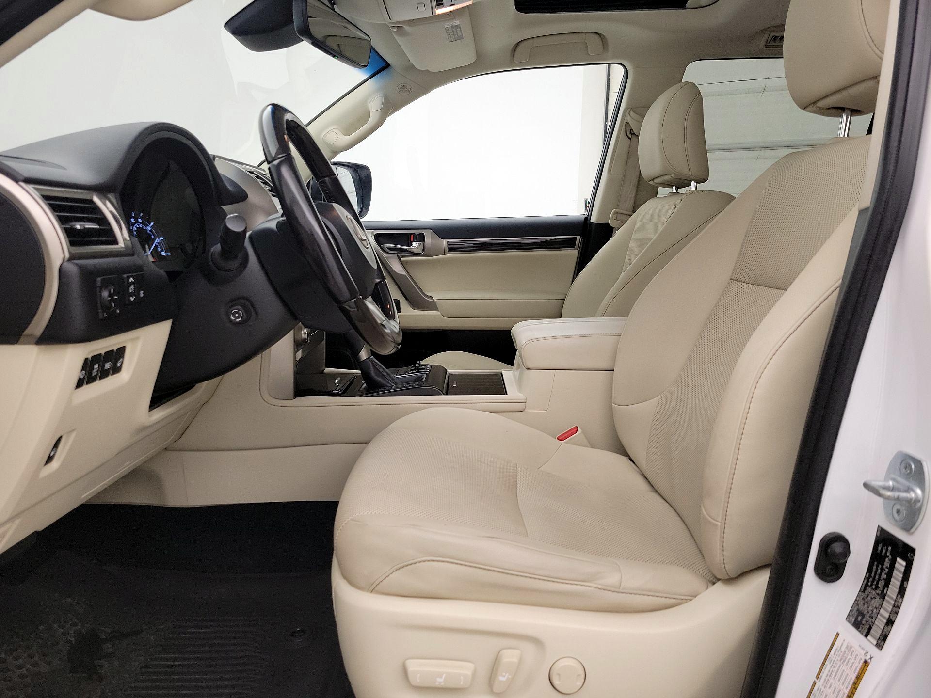 Thumbnail: 2021 Lexus GX - 11