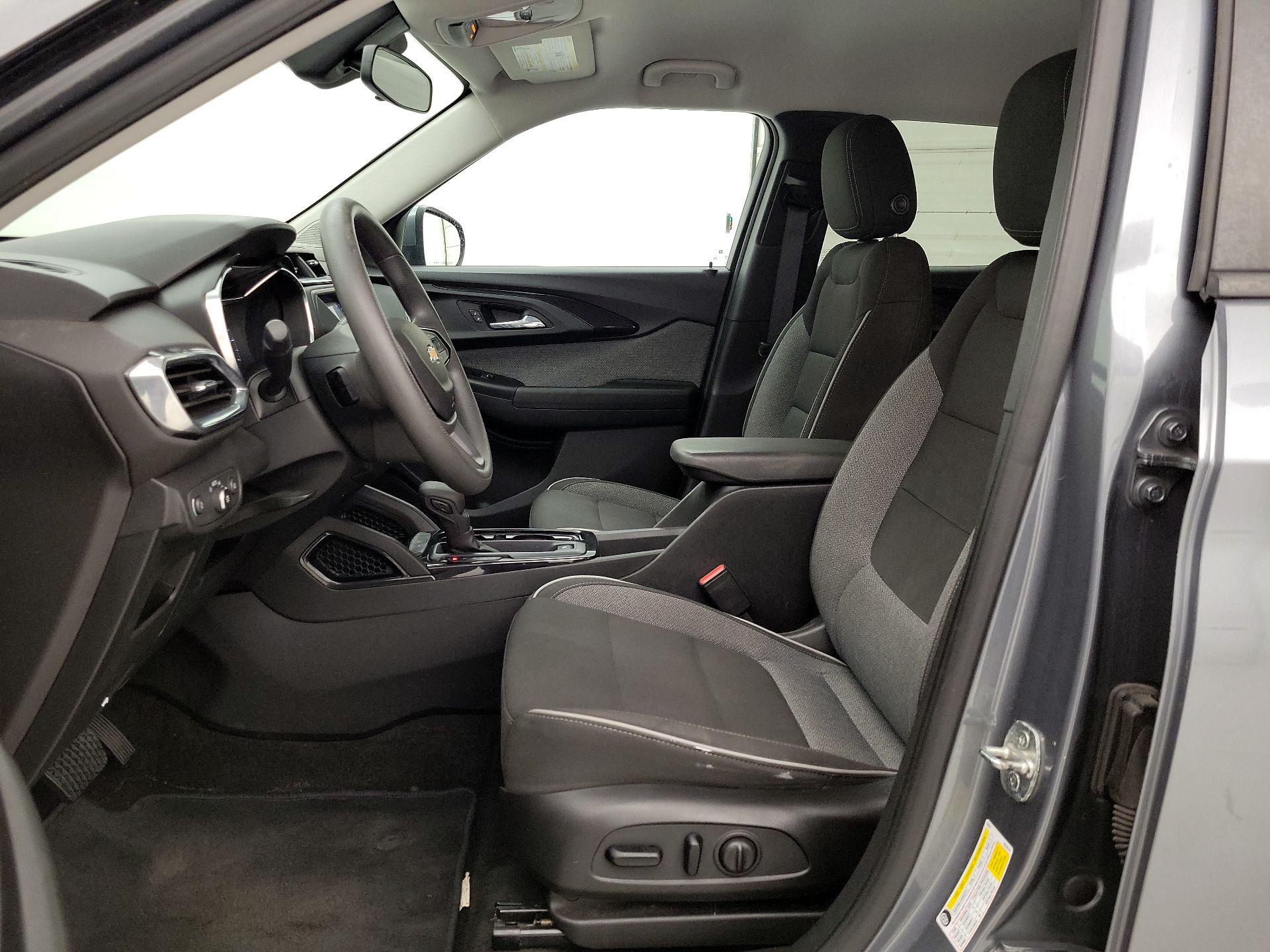 Thumbnail: 2021 Chevrolet TrailBlazer - 11