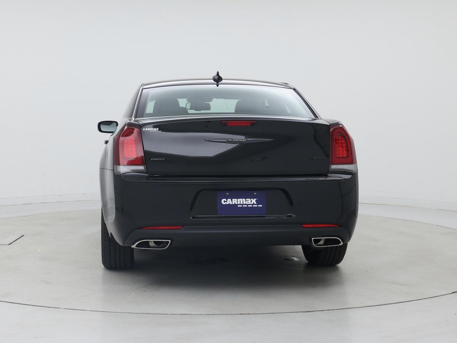 2023 Chrysler 300 Touring L - Photo 7