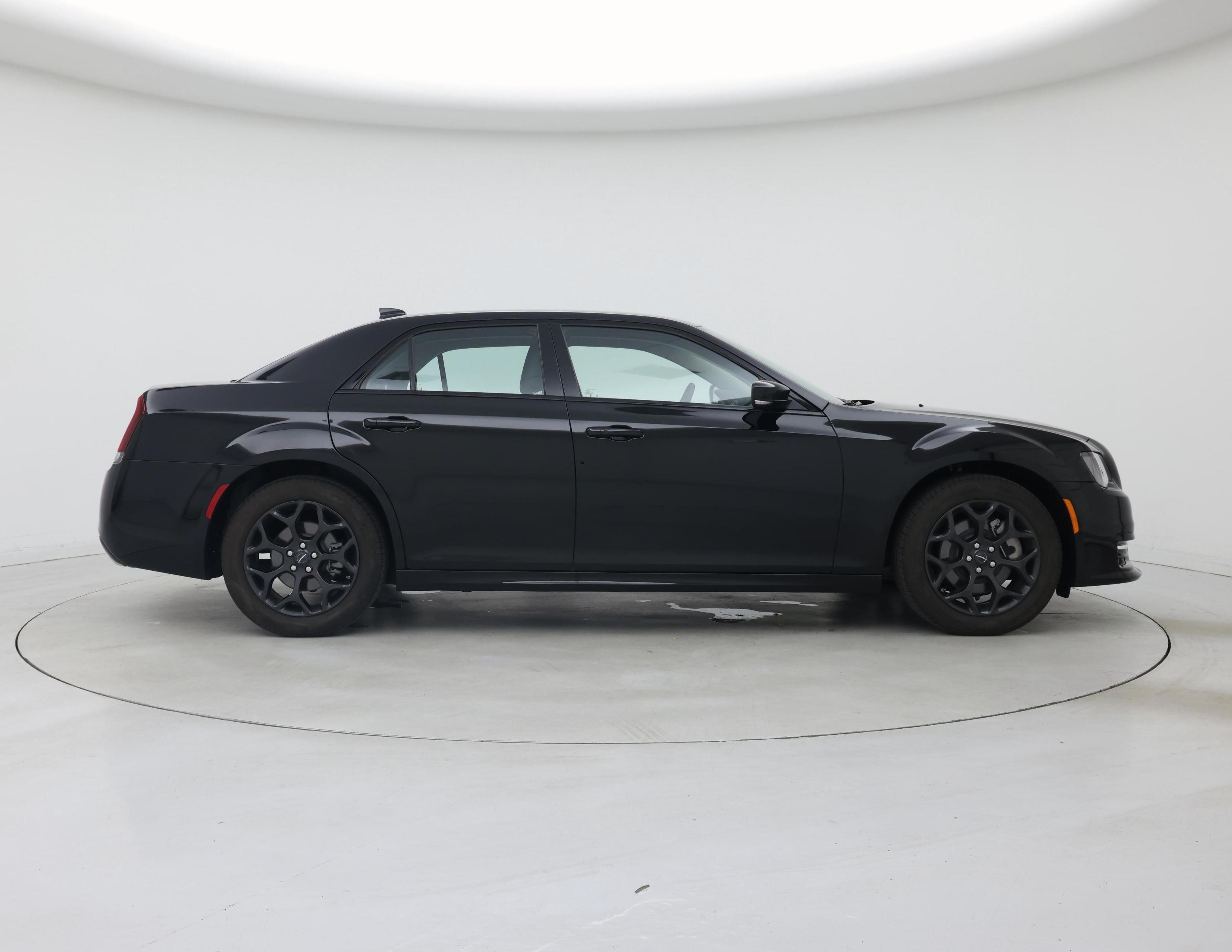 Thumbnail: 2023 Chrysler 300 - 7