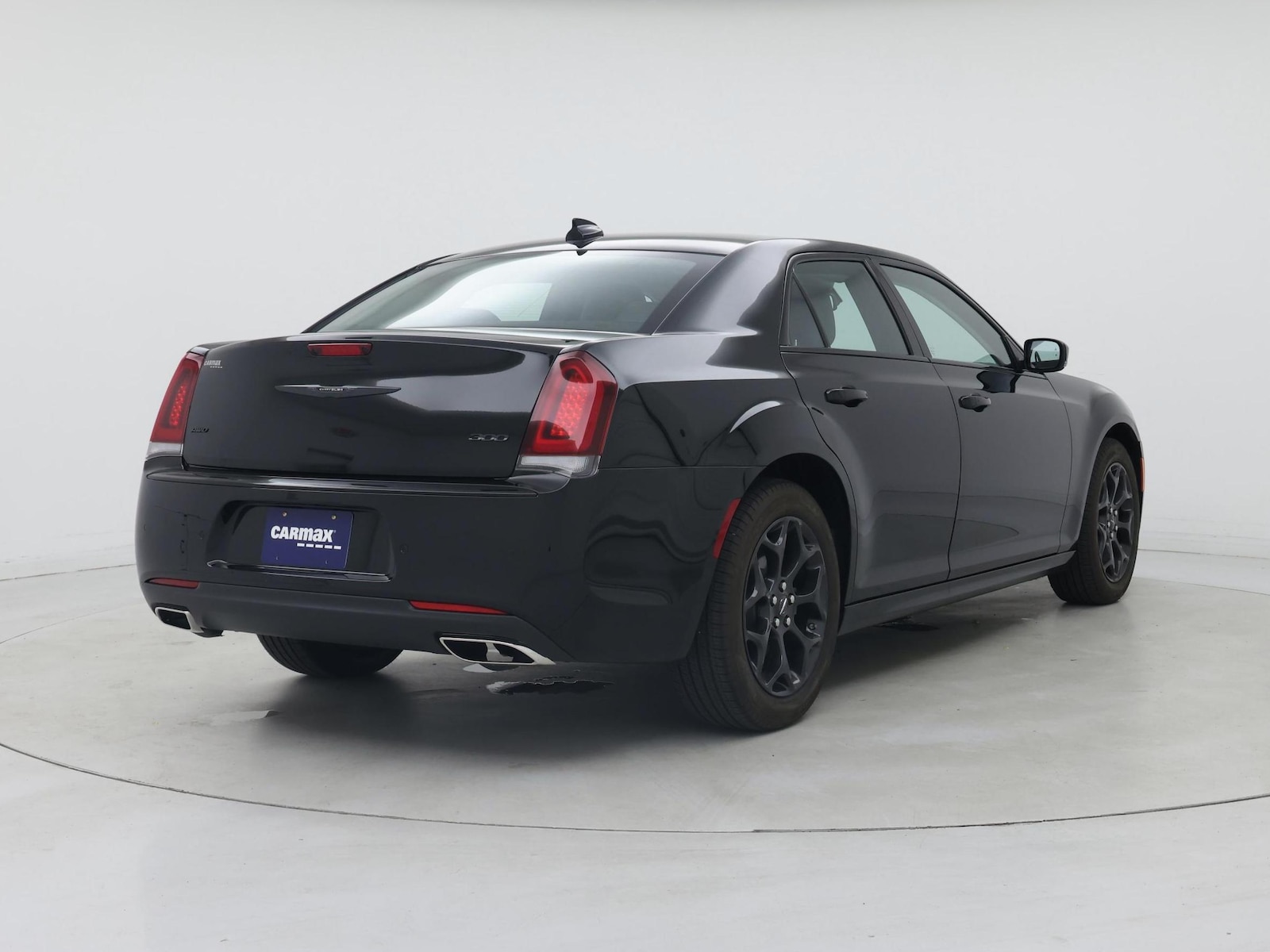 2023 Chrysler 300 Touring L - Photo 9