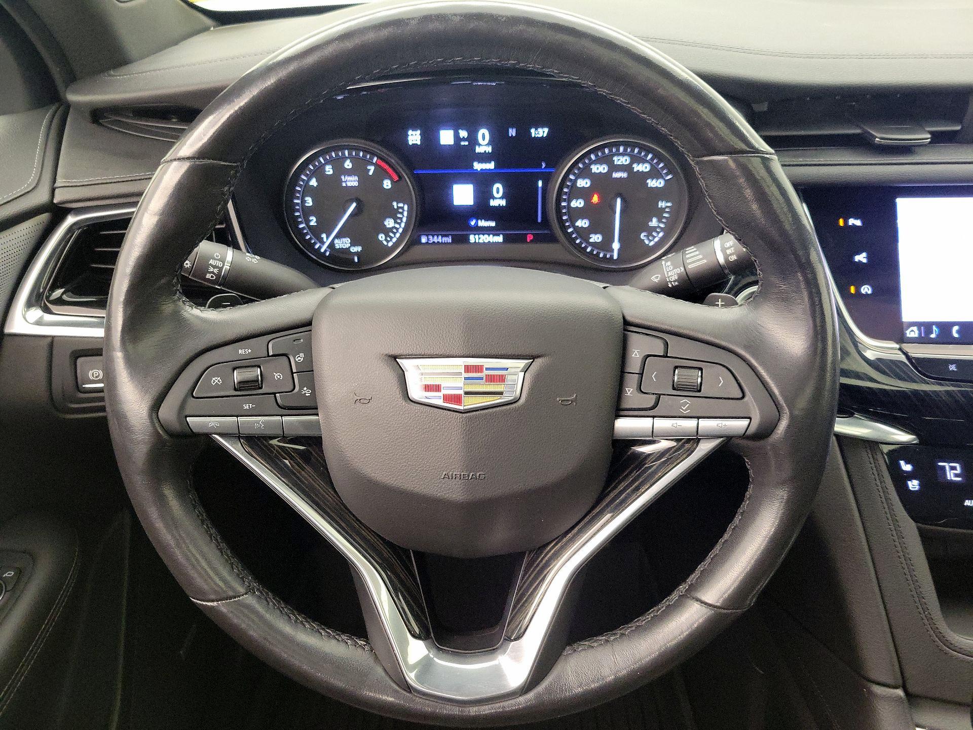 Thumbnail: 2020 Cadillac XT6 - 10