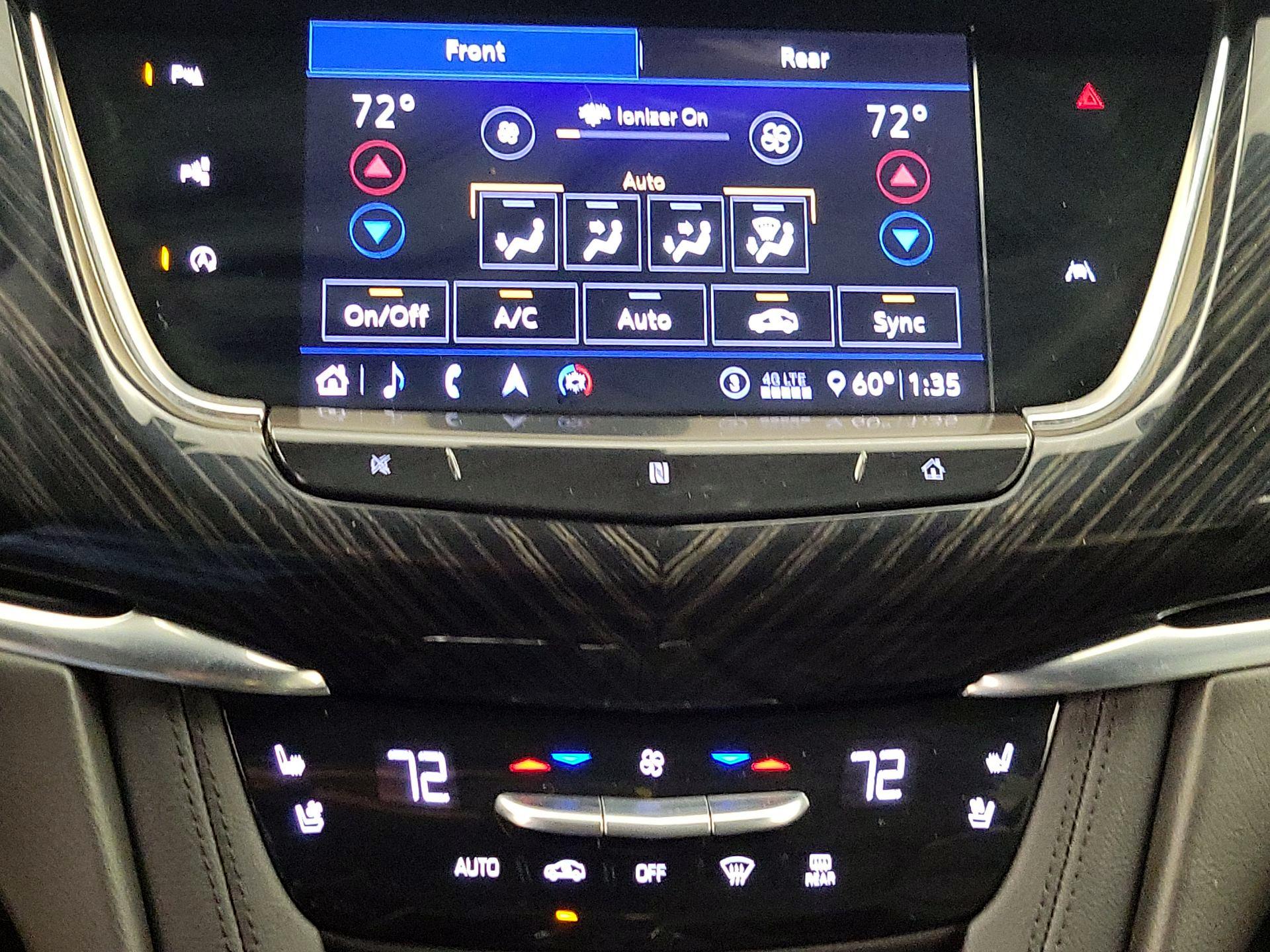 Thumbnail: 2020 Cadillac XT6 - 17