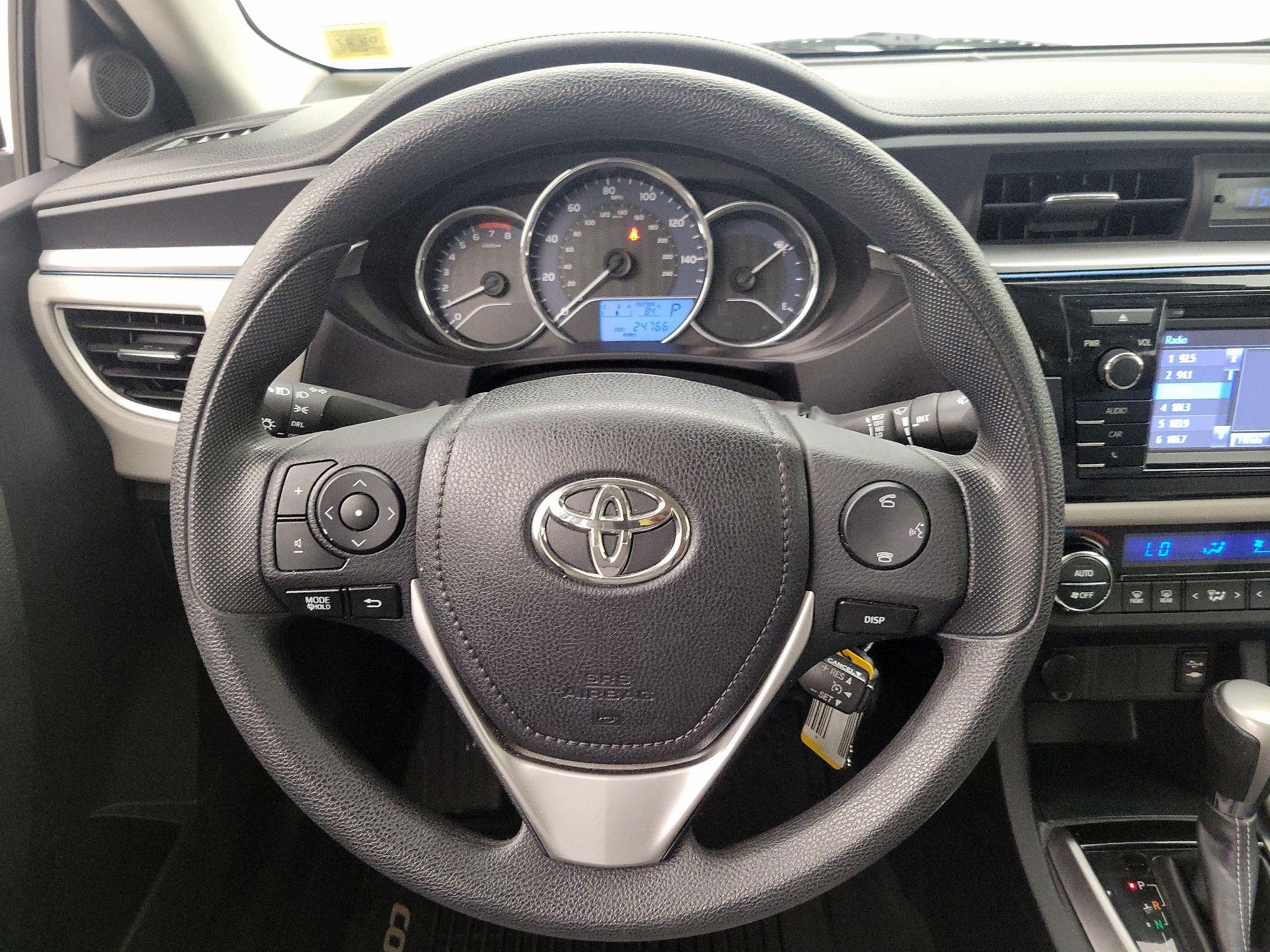 Thumbnail: 2016 Toyota Corolla - 10