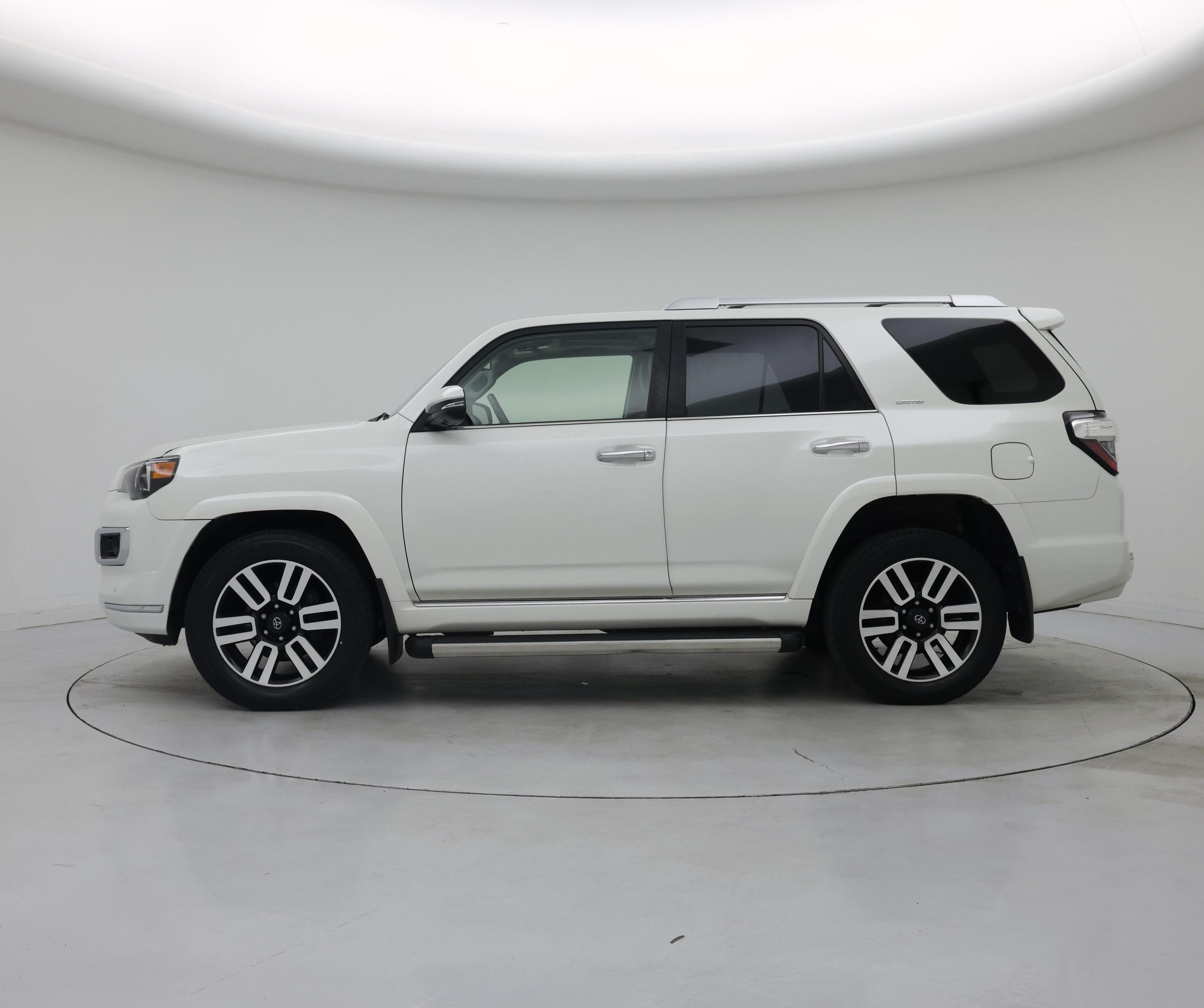 Thumbnail: 2023 Toyota 4Runner - 3