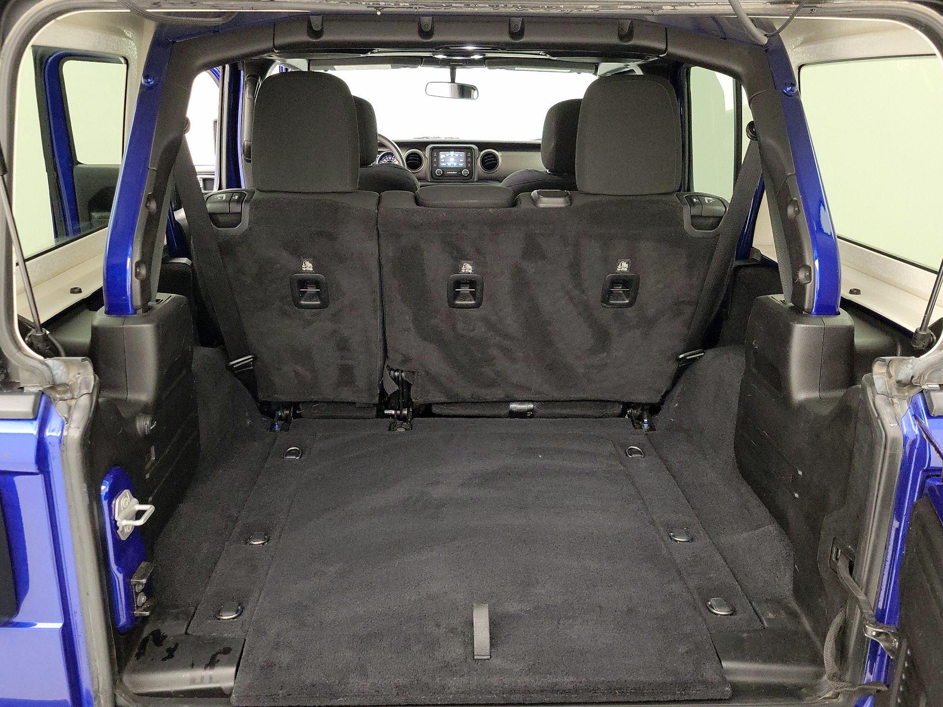 Thumbnail: 2019 Jeep Wrangler - 20