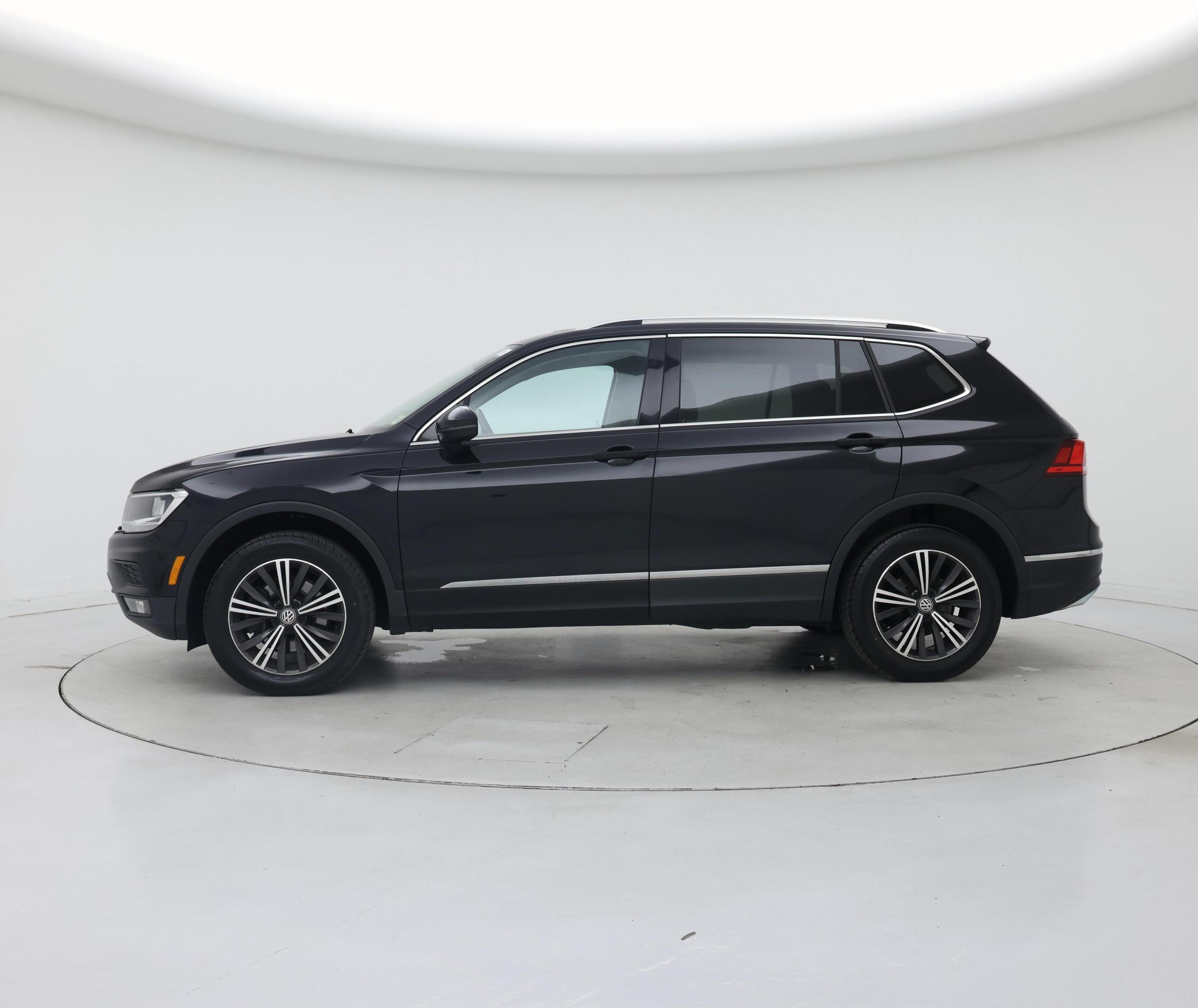 Thumbnail: 2018 Volkswagen Tiguan - 3
