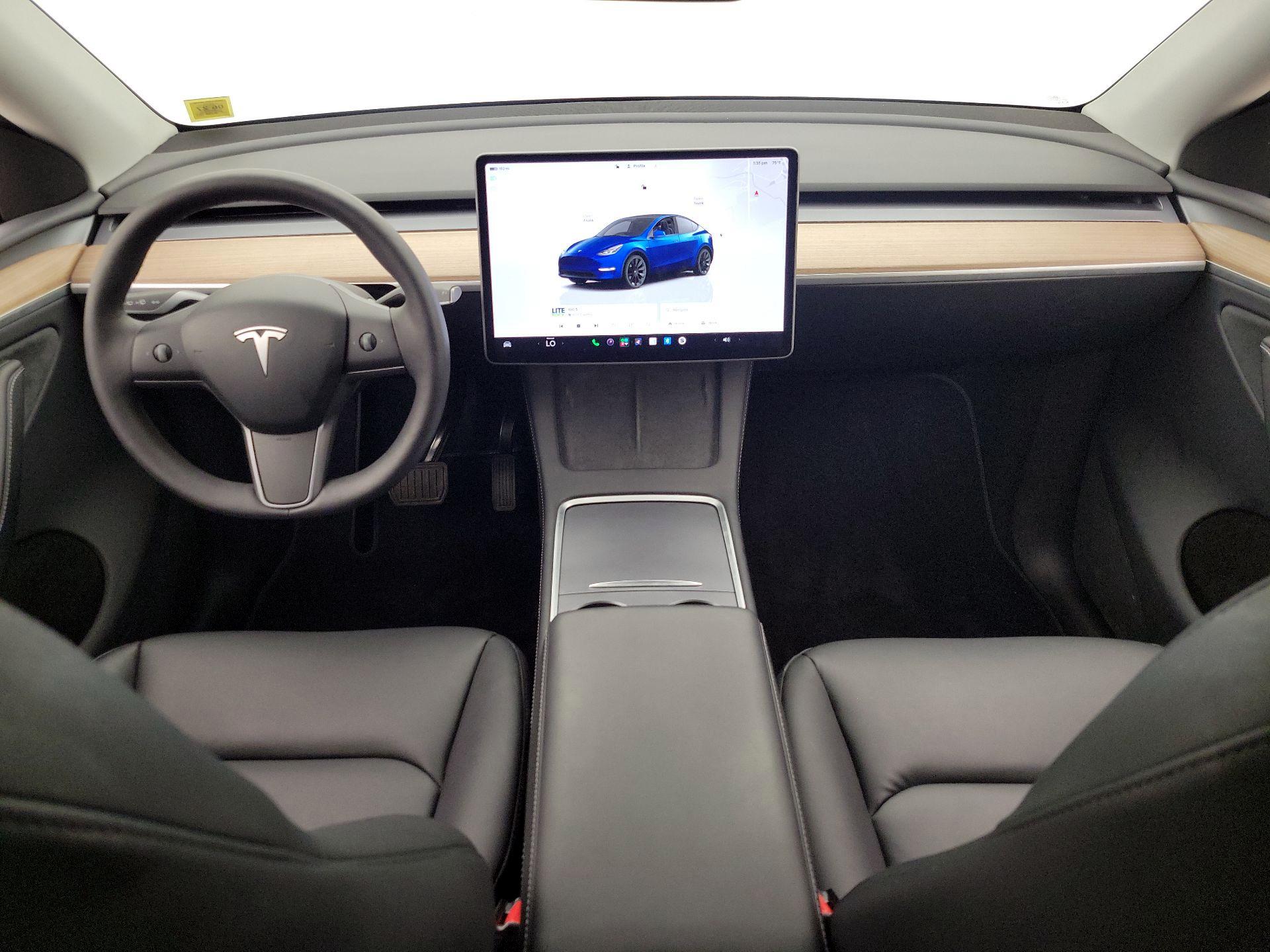 Thumbnail: 2024 Tesla Model Y - 9