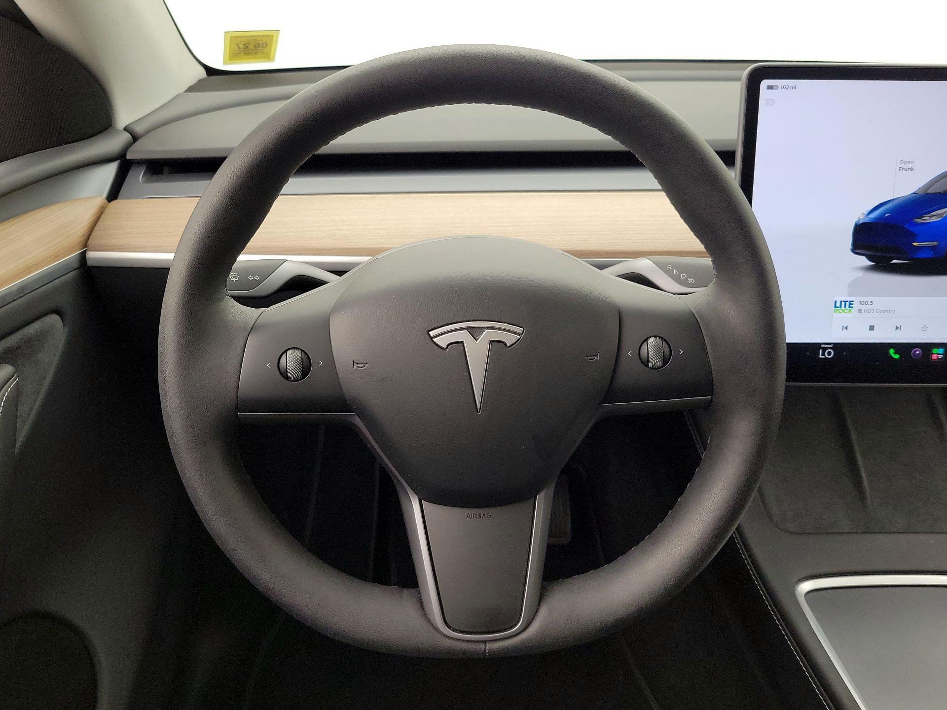 Thumbnail: 2024 Tesla Model Y - 10