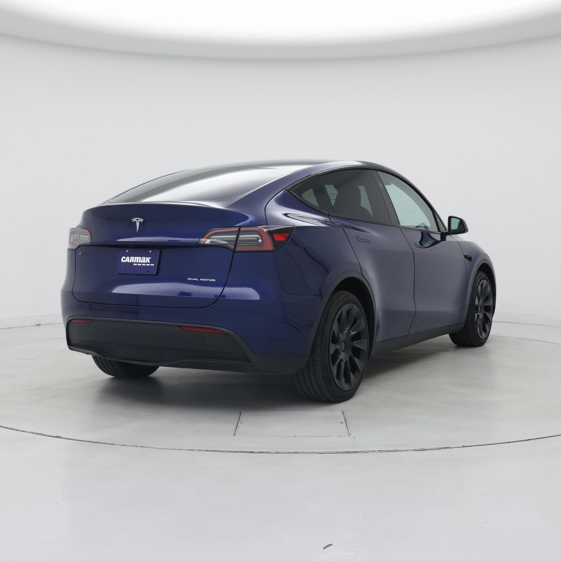 Thumbnail: 2024 Tesla Model Y - 8