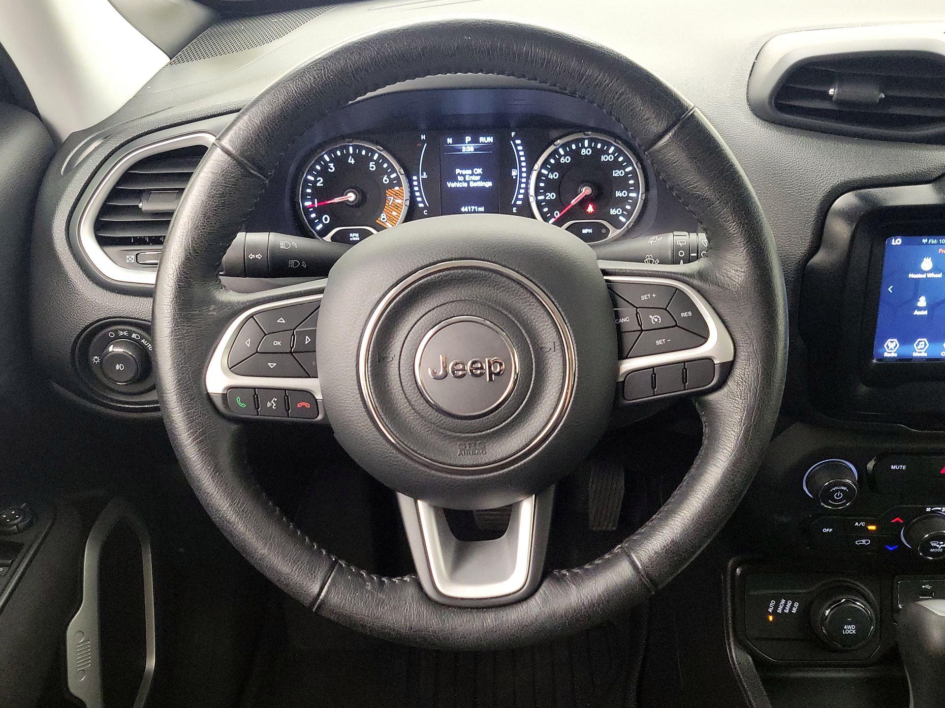 Thumbnail: 2020 Jeep Renegade - 10