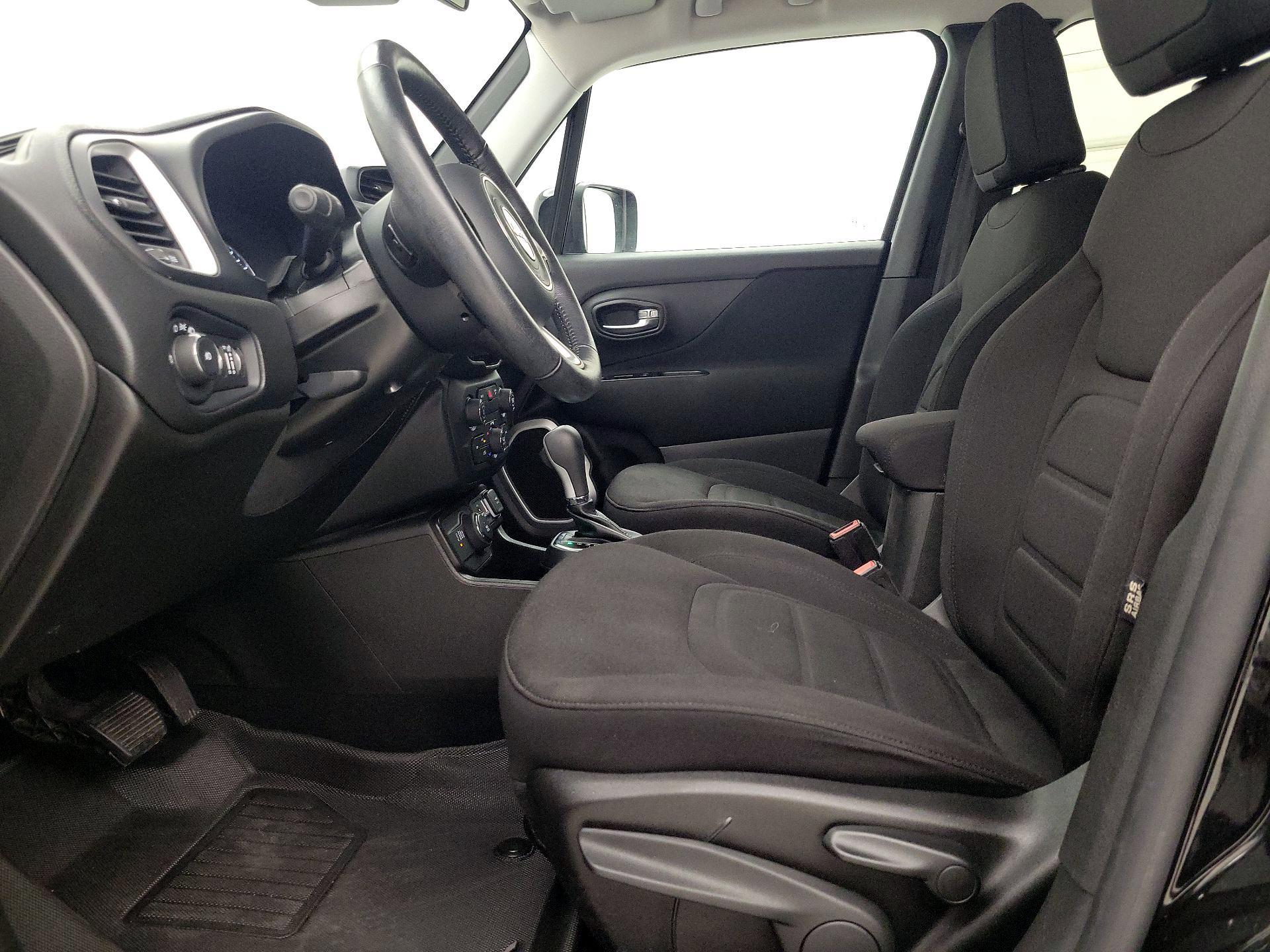 Thumbnail: 2020 Jeep Renegade - 11