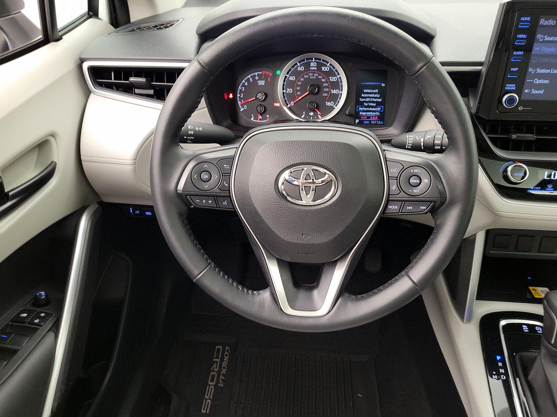 Thumbnail: 2022 Toyota Corolla Cross - 10