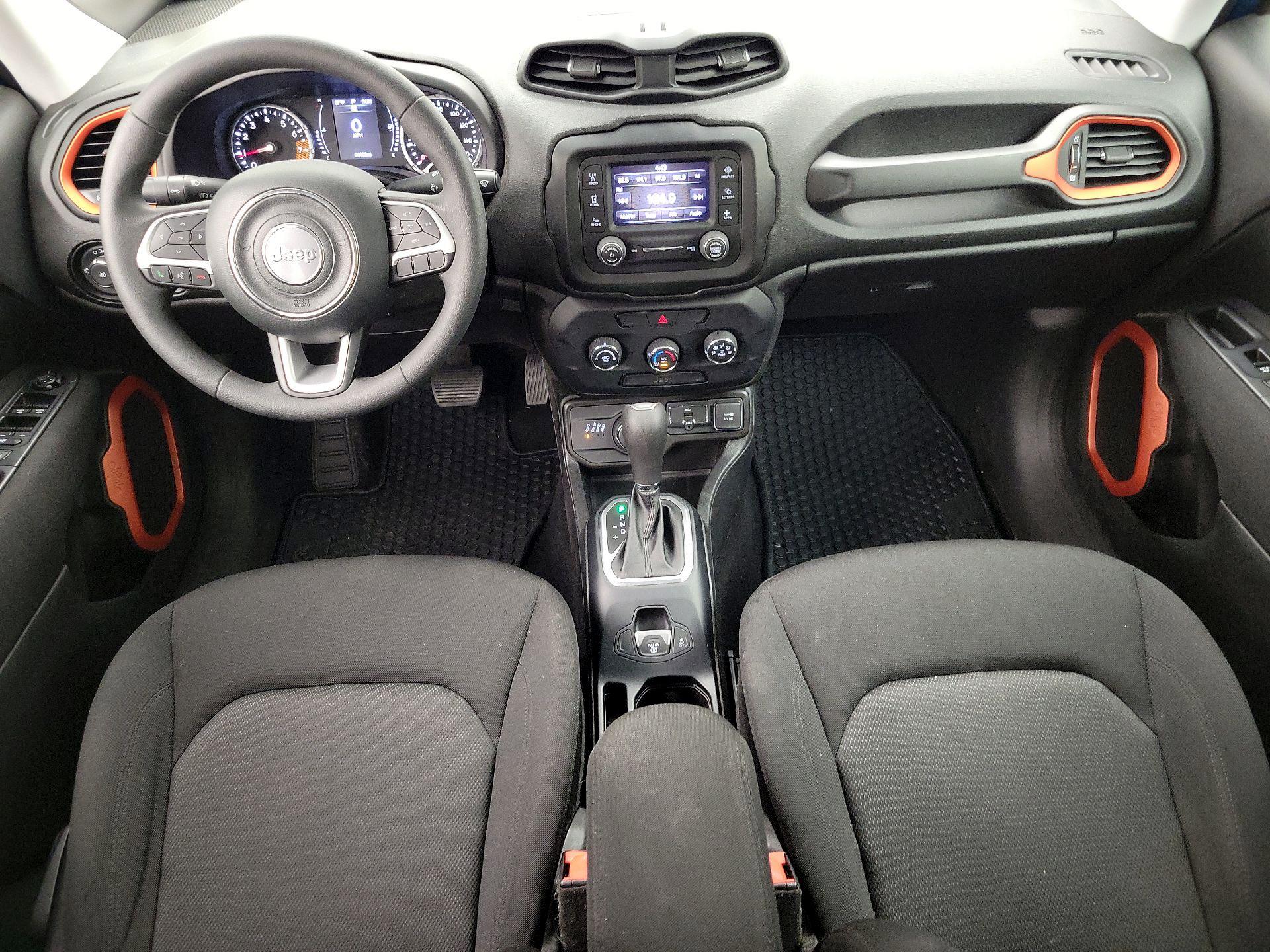 Thumbnail: 2020 Jeep Renegade - 9