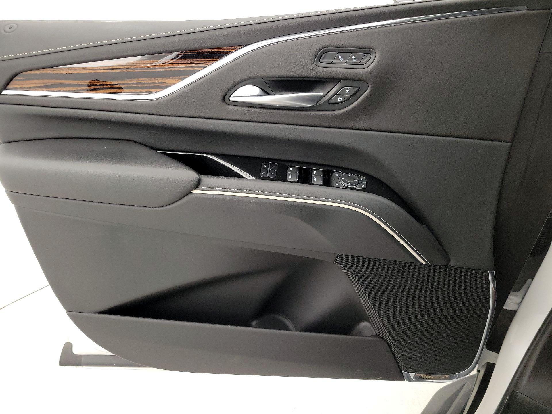 Thumbnail: 2023 Cadillac Escalade - 12