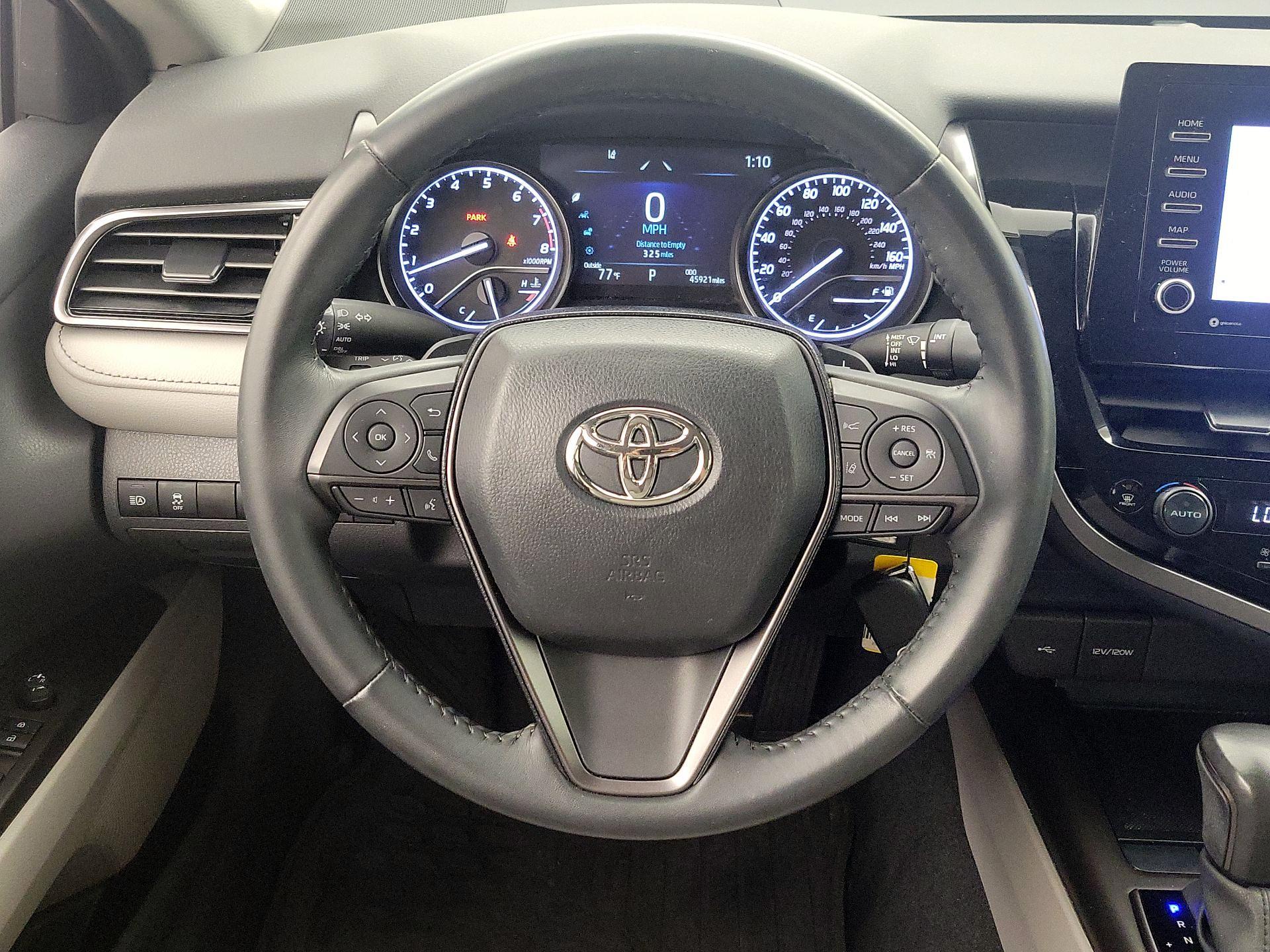 Thumbnail: 2023 Toyota Camry - 10