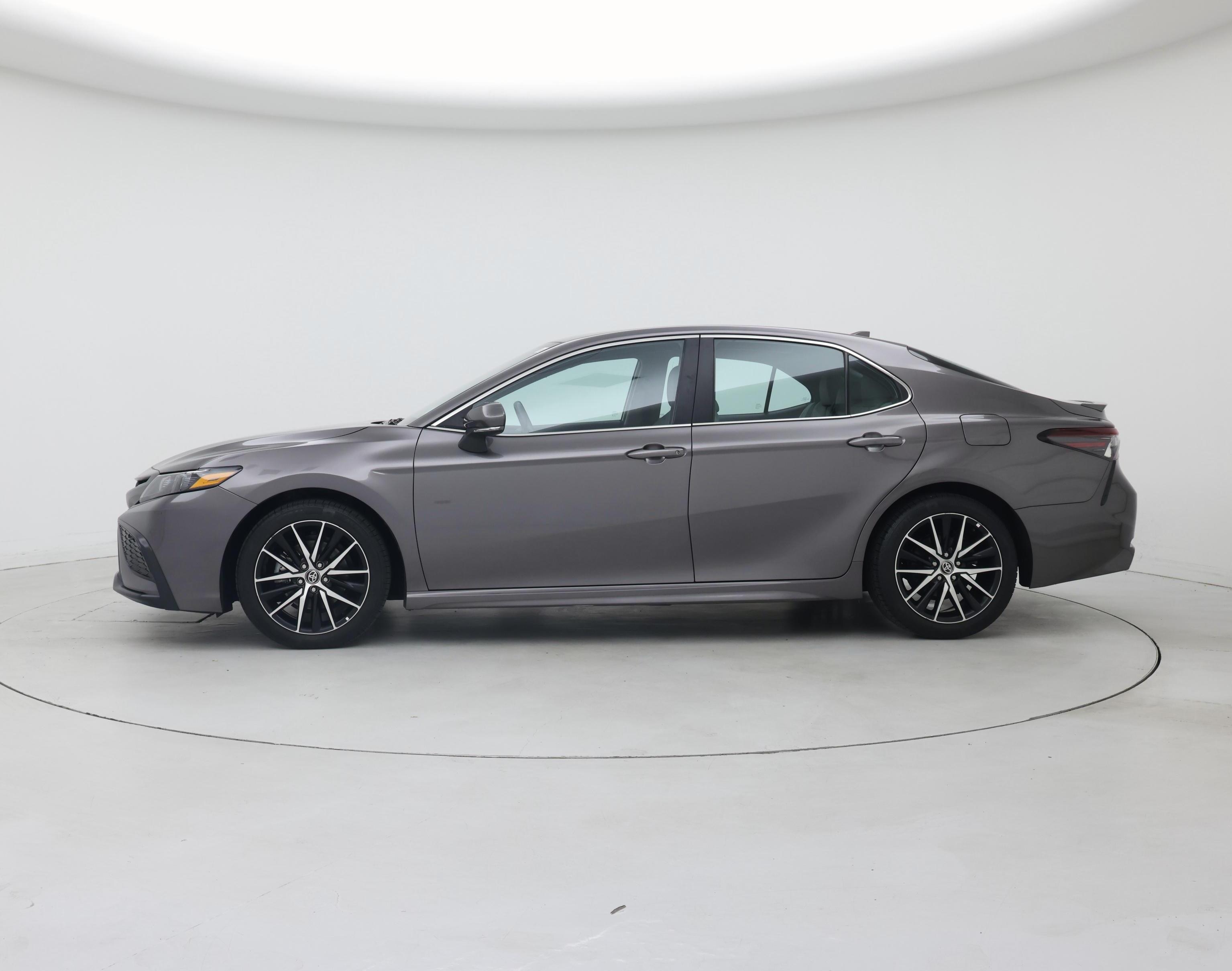 Thumbnail: 2023 Toyota Camry - 3
