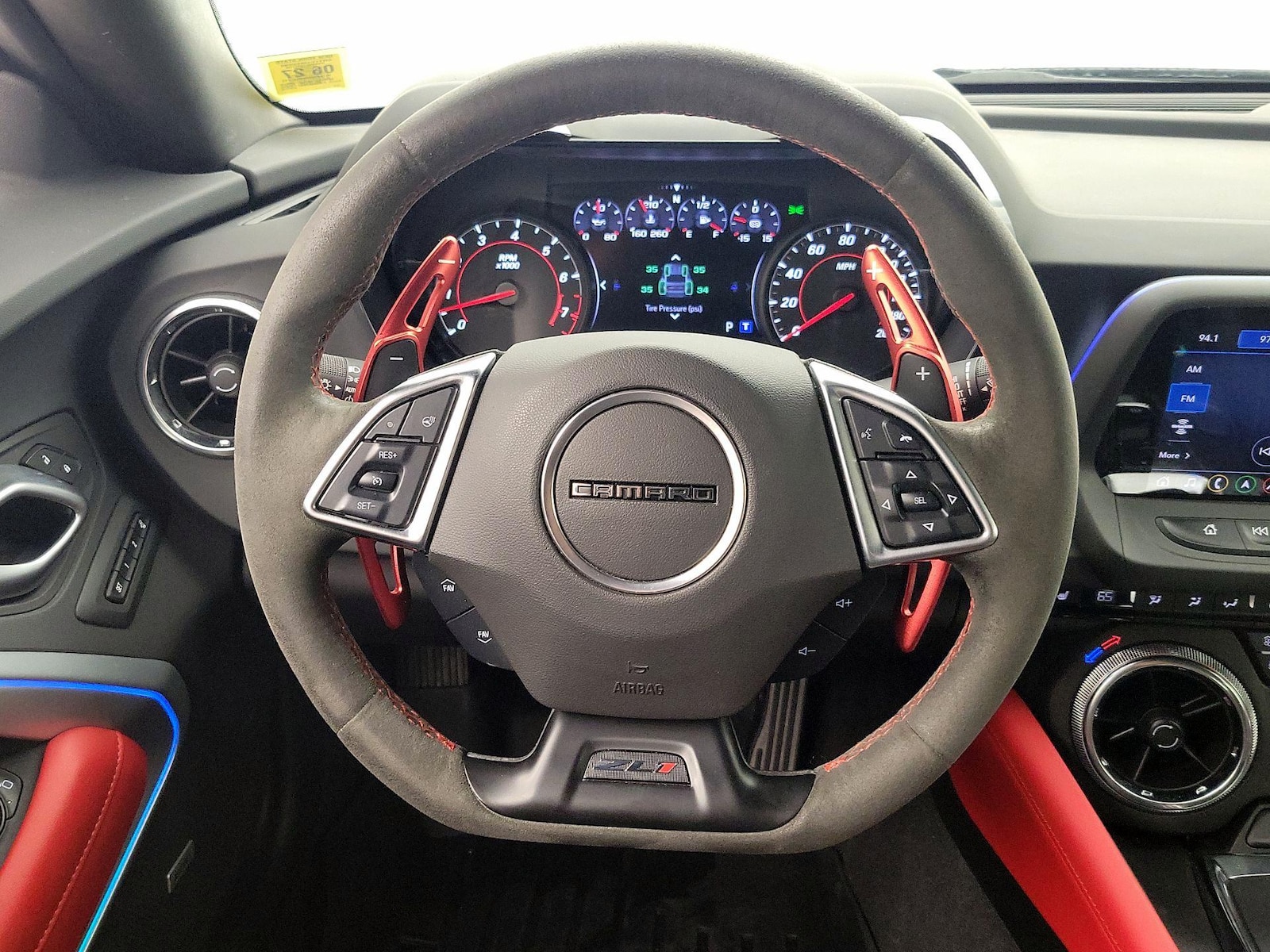 2023 Chevrolet Camaro ZL1 - Photo 11