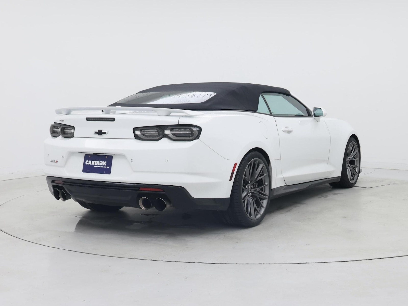 2023 Chevrolet Camaro ZL1 - Photo 9