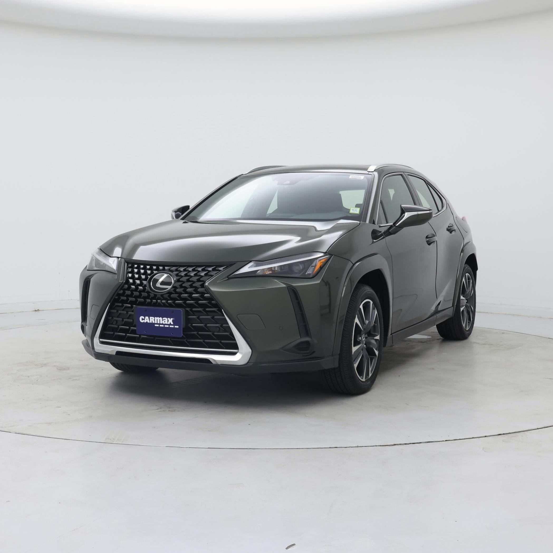 Thumbnail: 2023 Lexus UX - 4