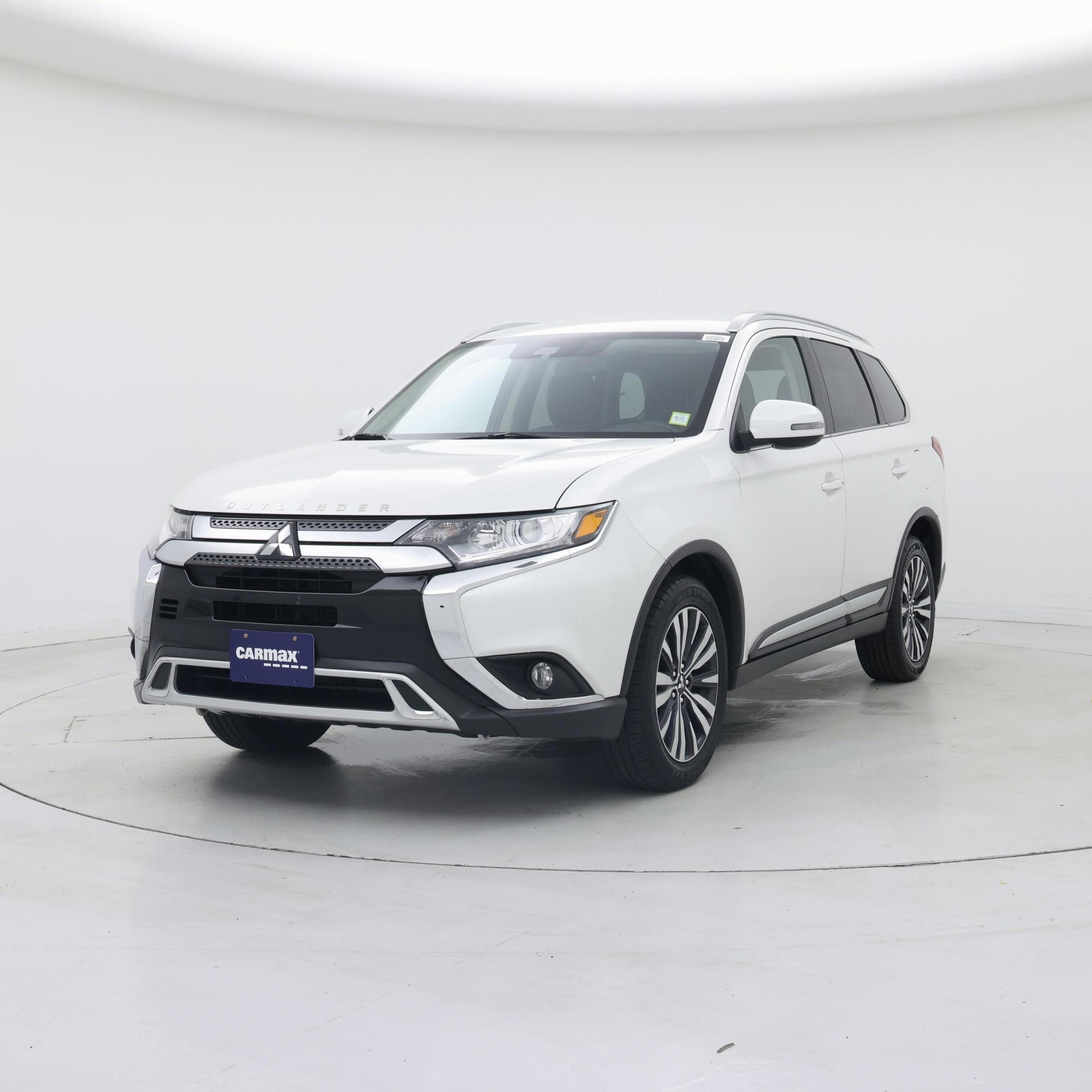 Thumbnail: 2020 Mitsubishi Outlander - 4