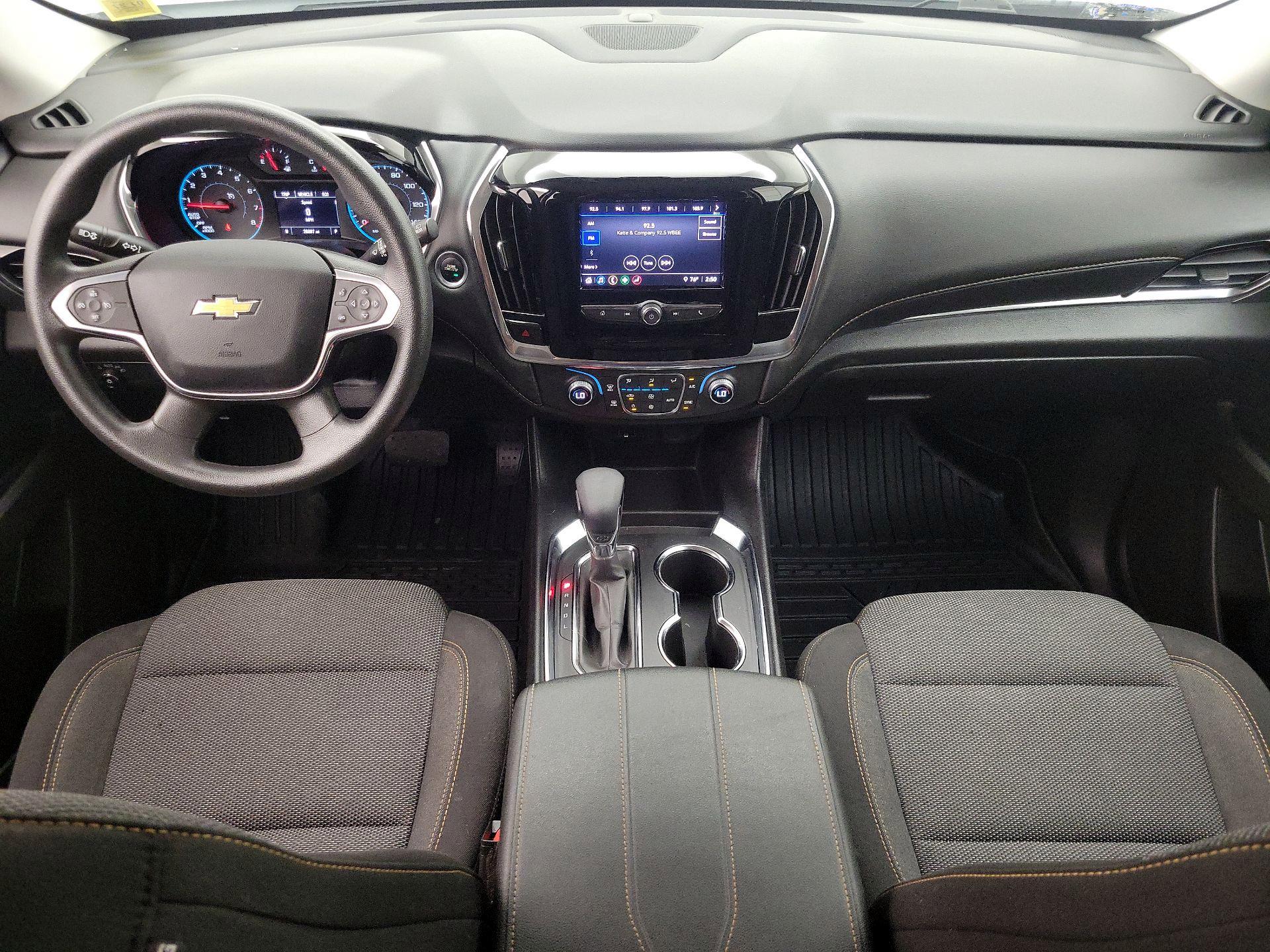 Thumbnail: 2021 Chevrolet Traverse - 9