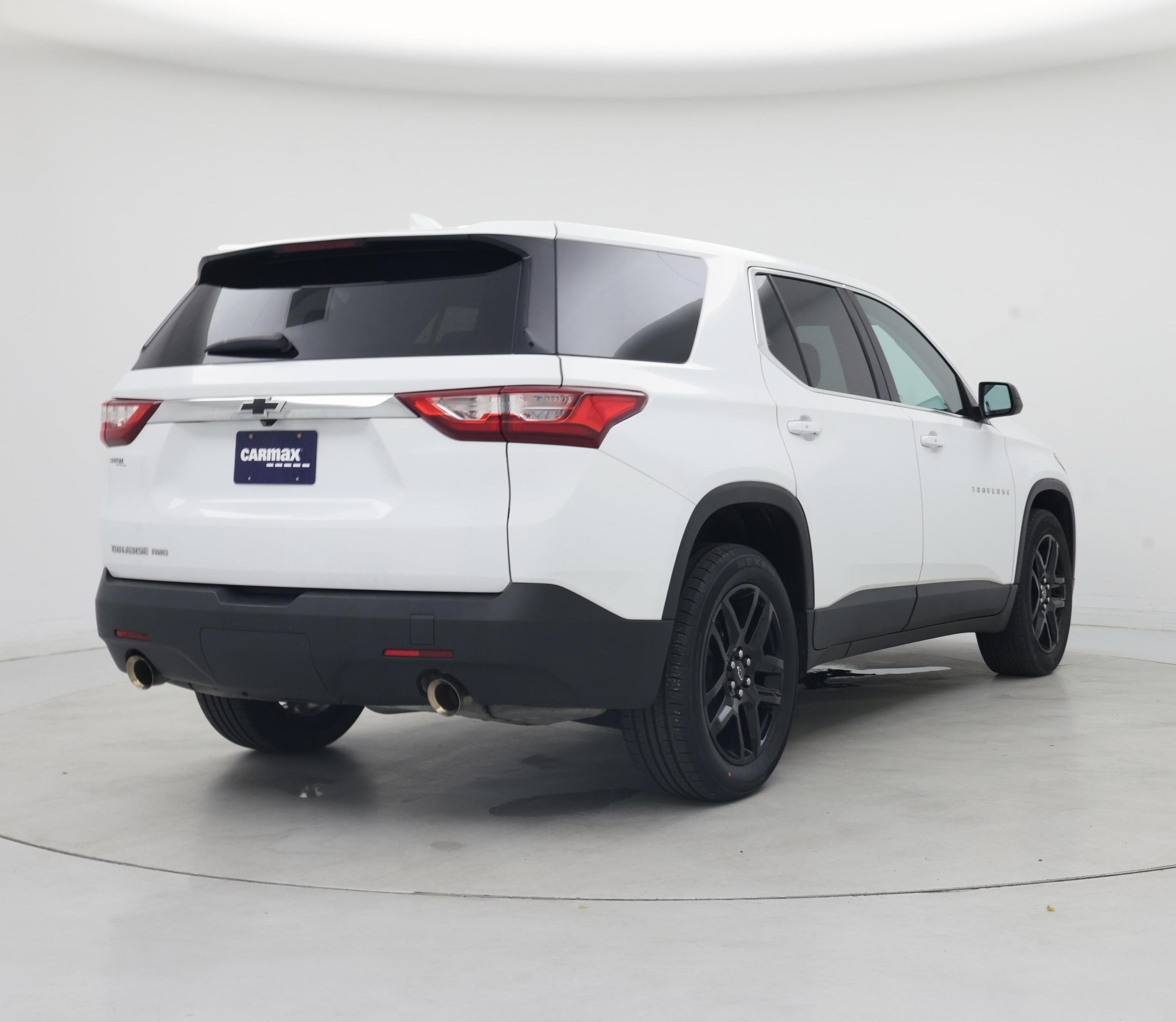 Thumbnail: 2021 Chevrolet Traverse - 8