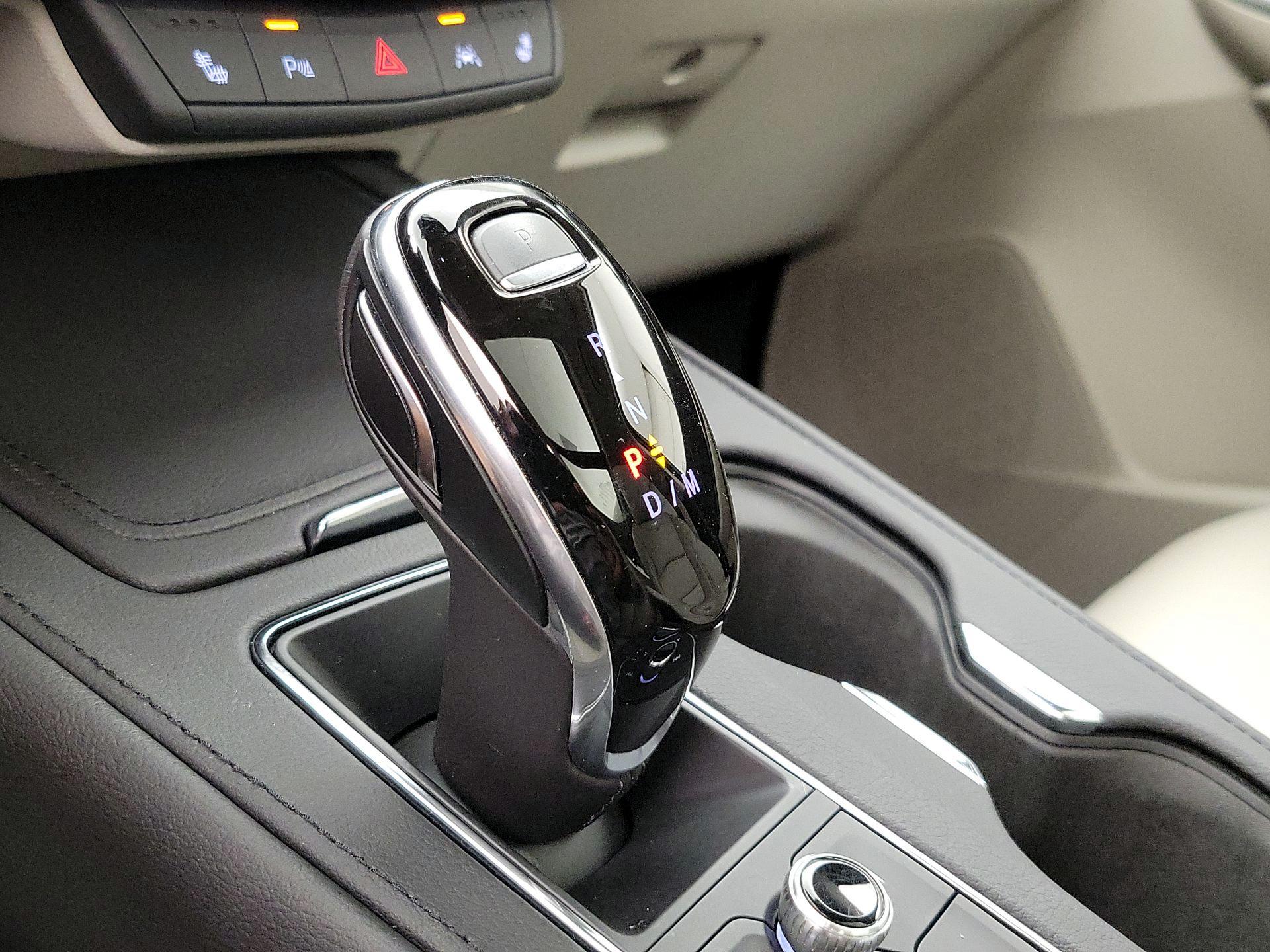 Thumbnail: 2021 Cadillac XT4 - 18