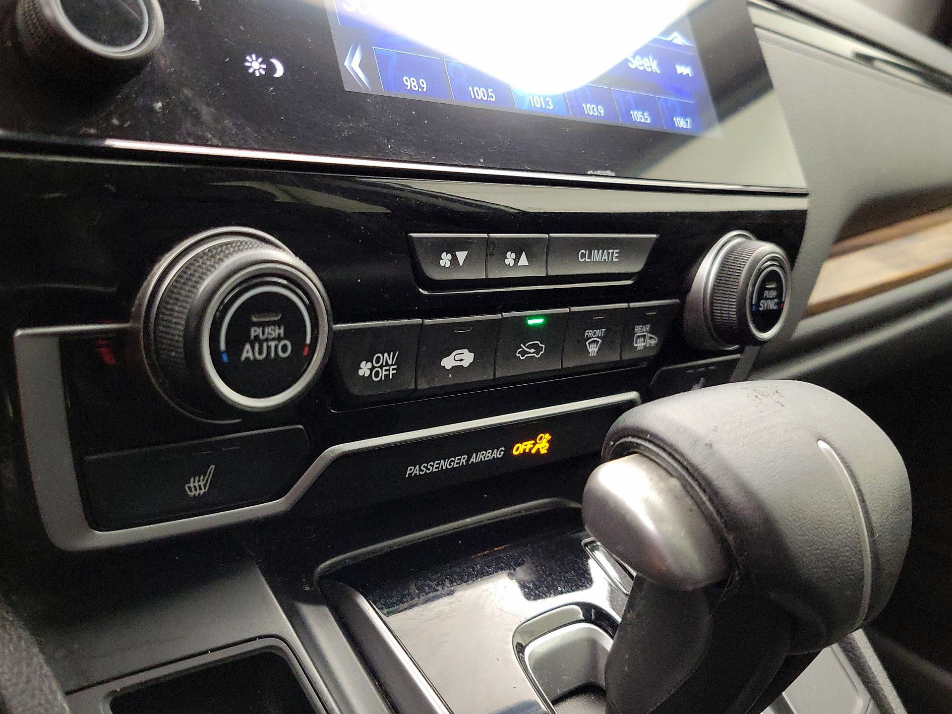 Thumbnail: 2018 Honda CR-V - 16