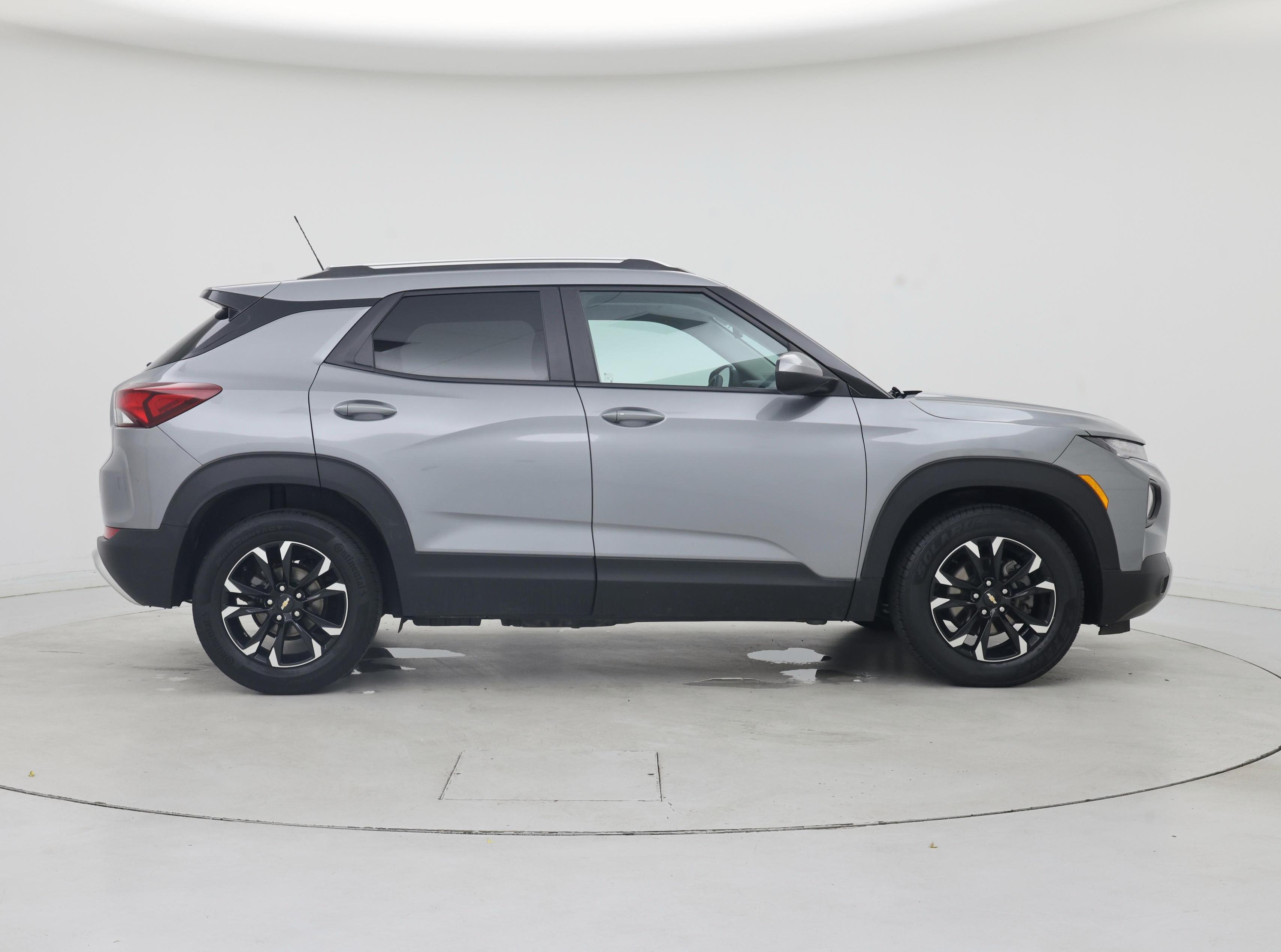 Thumbnail: 2023 Chevrolet TrailBlazer - 7