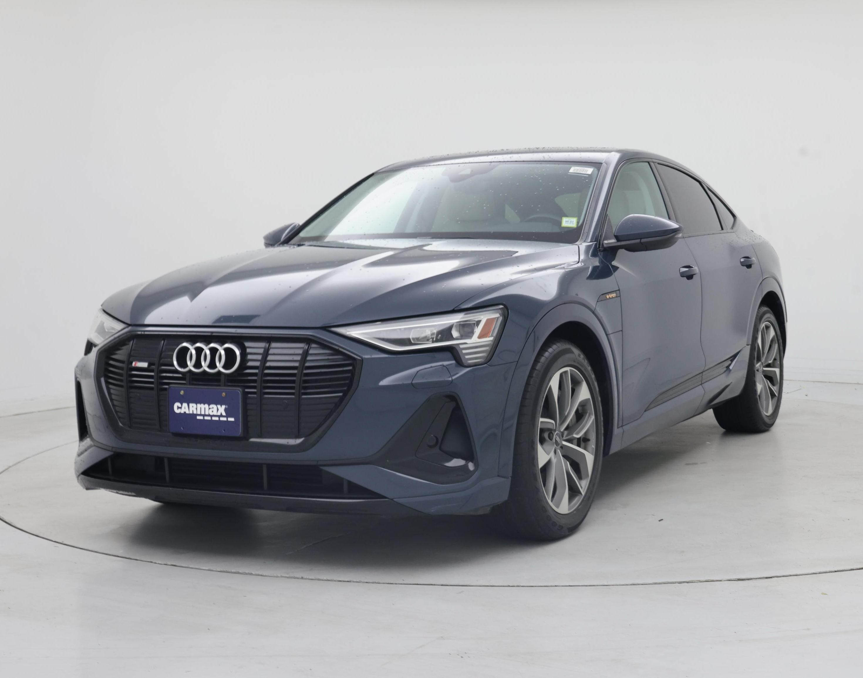Thumbnail: 2021 Audi e-tron S - 4