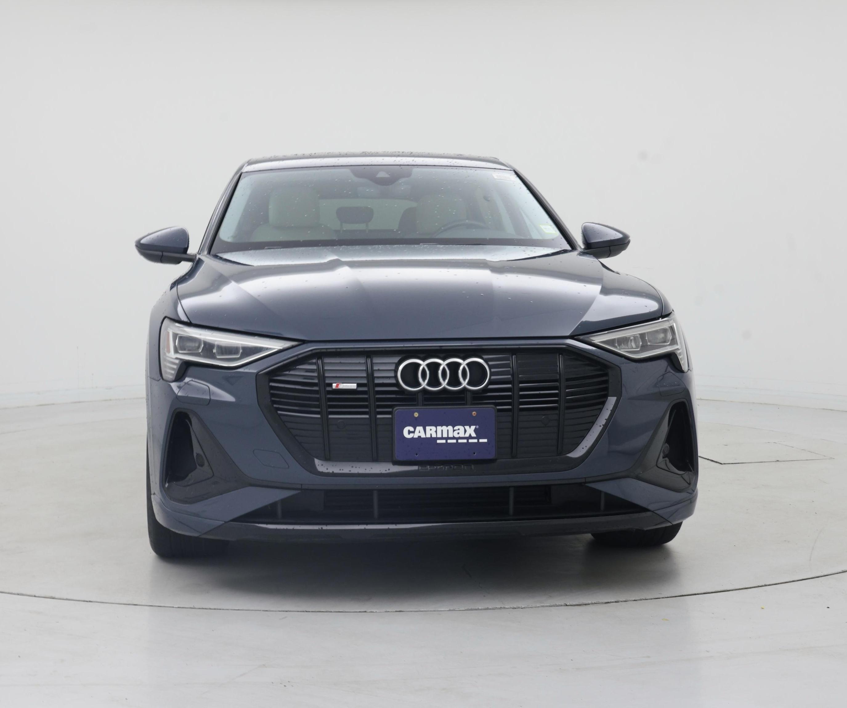 Thumbnail: 2021 Audi e-tron S - 5