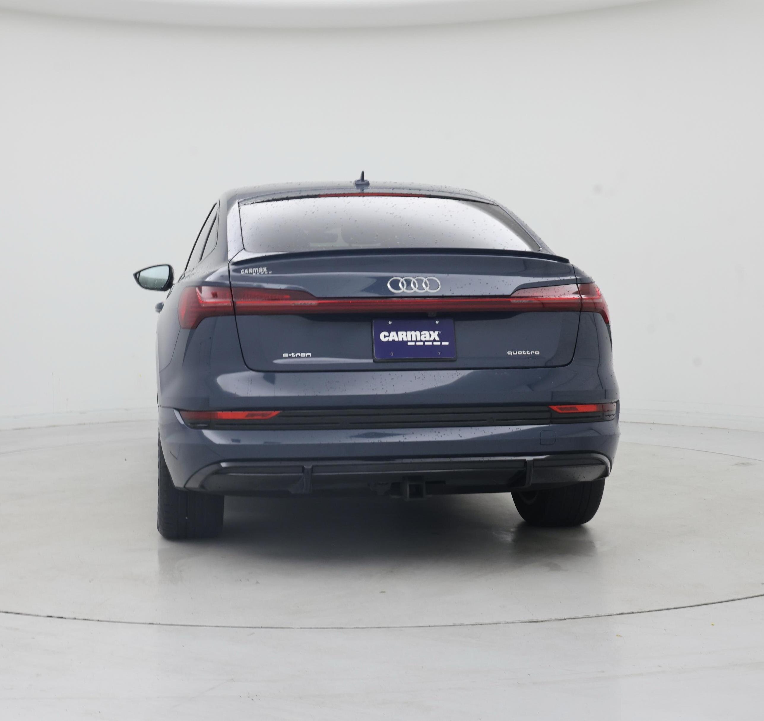 Thumbnail: 2021 Audi e-tron S - 6