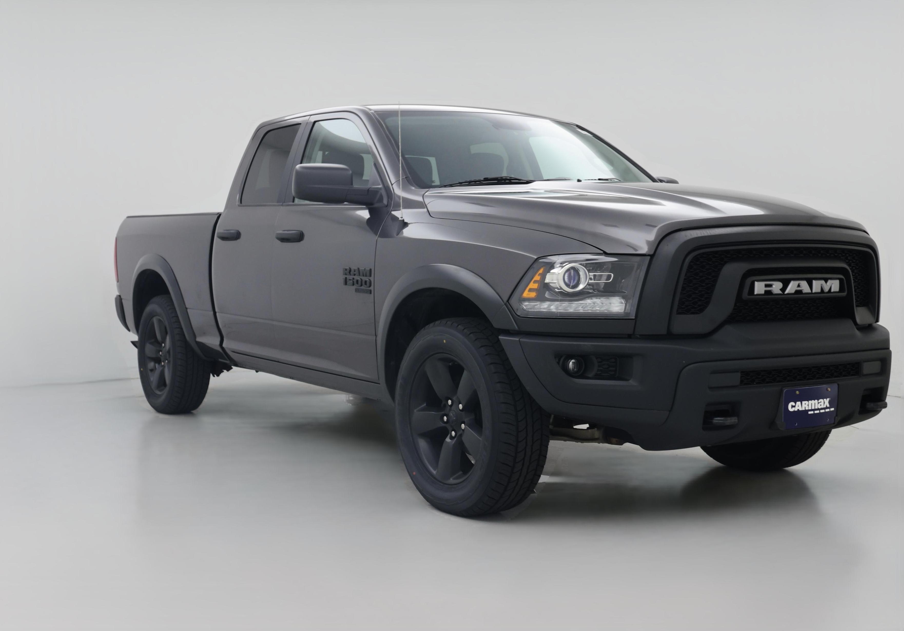 Thumbnail: 2020 RAM 1500 Classic - 1