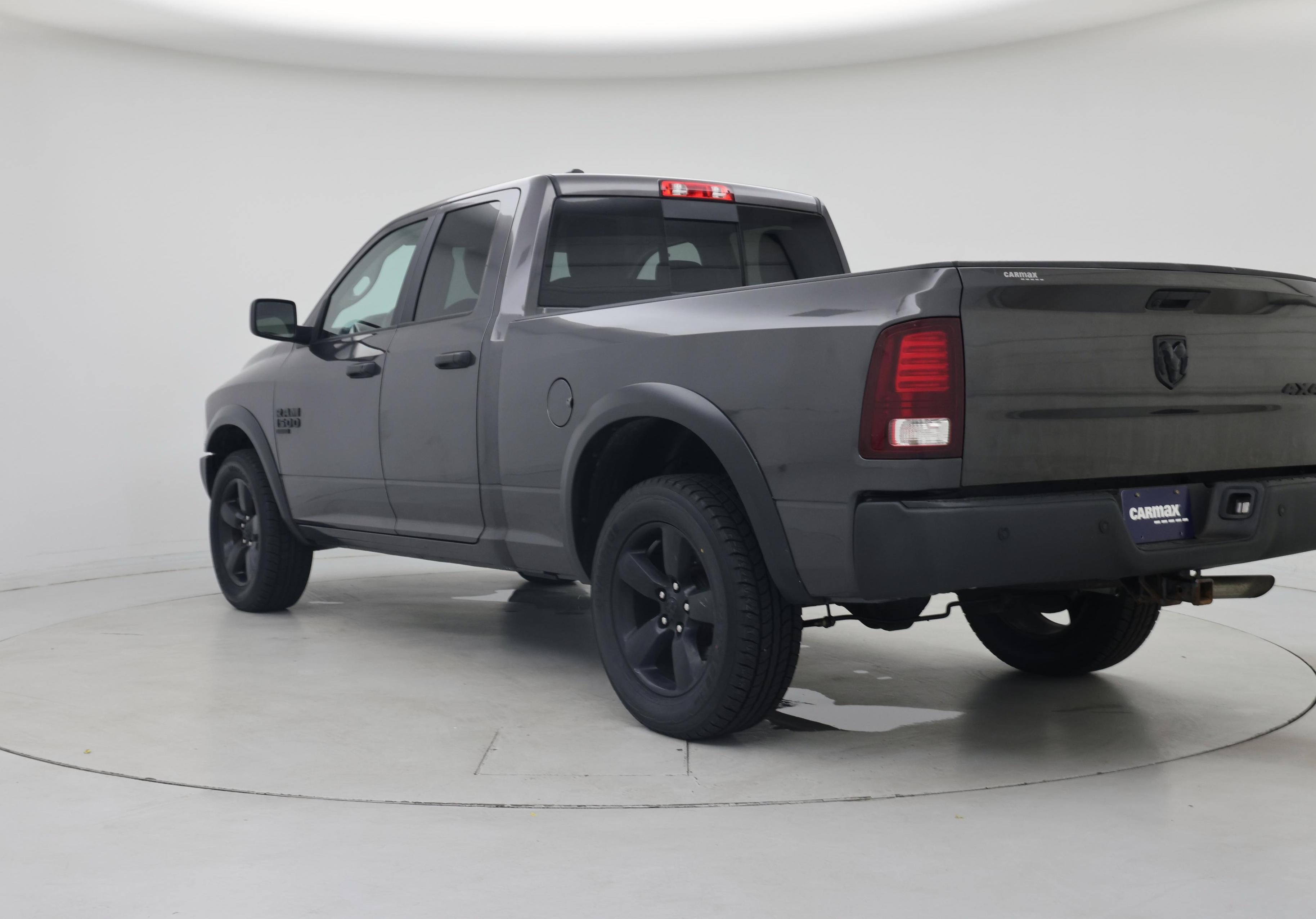 Thumbnail: 2020 RAM 1500 Classic - 2