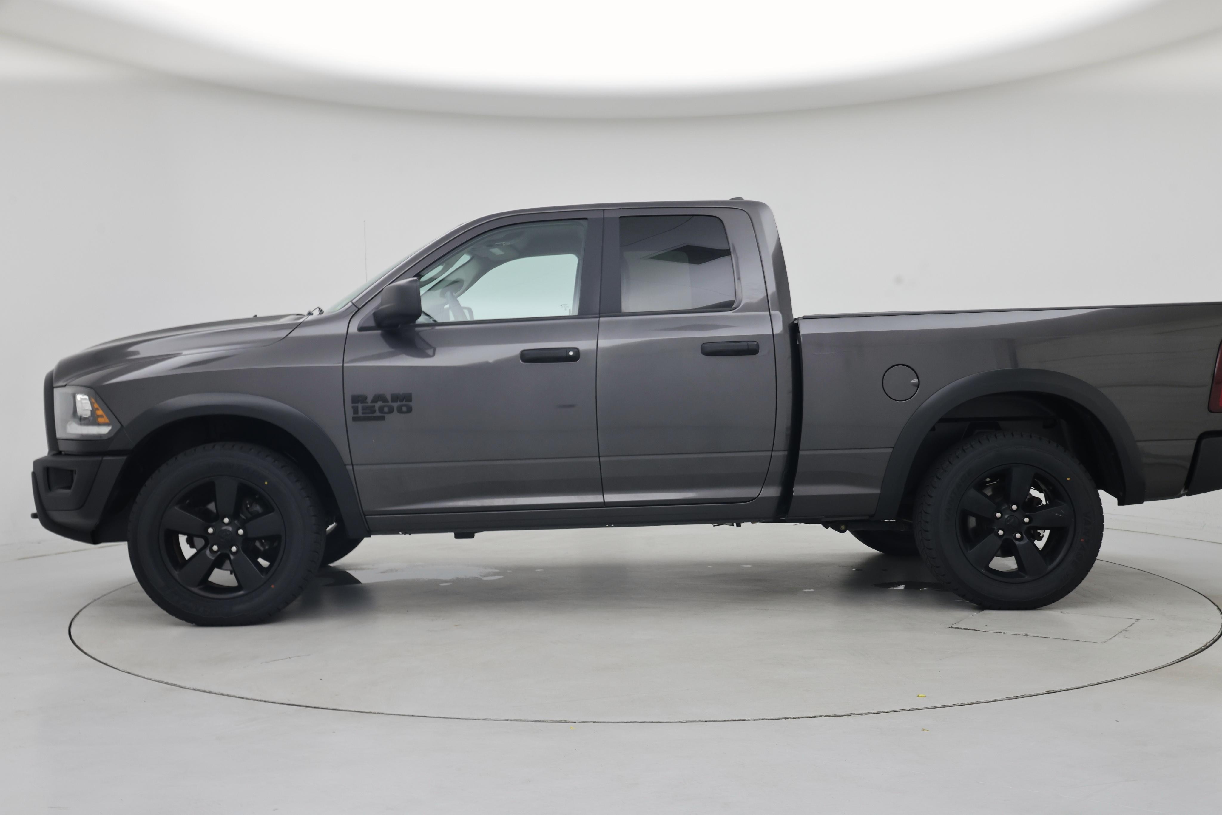 Thumbnail: 2020 RAM 1500 Classic - 3
