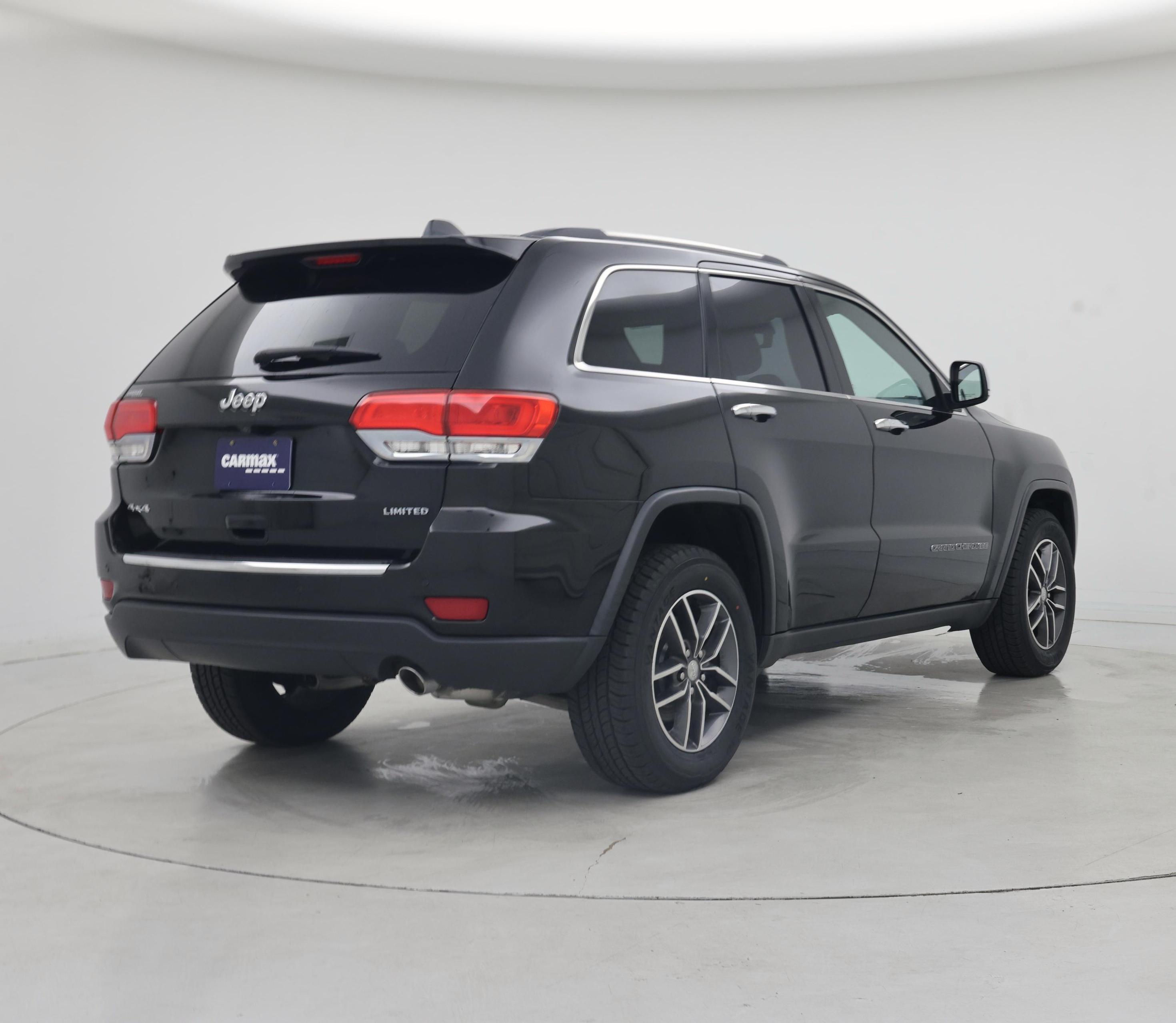 Thumbnail: 2017 Jeep Grand Cherokee - 8