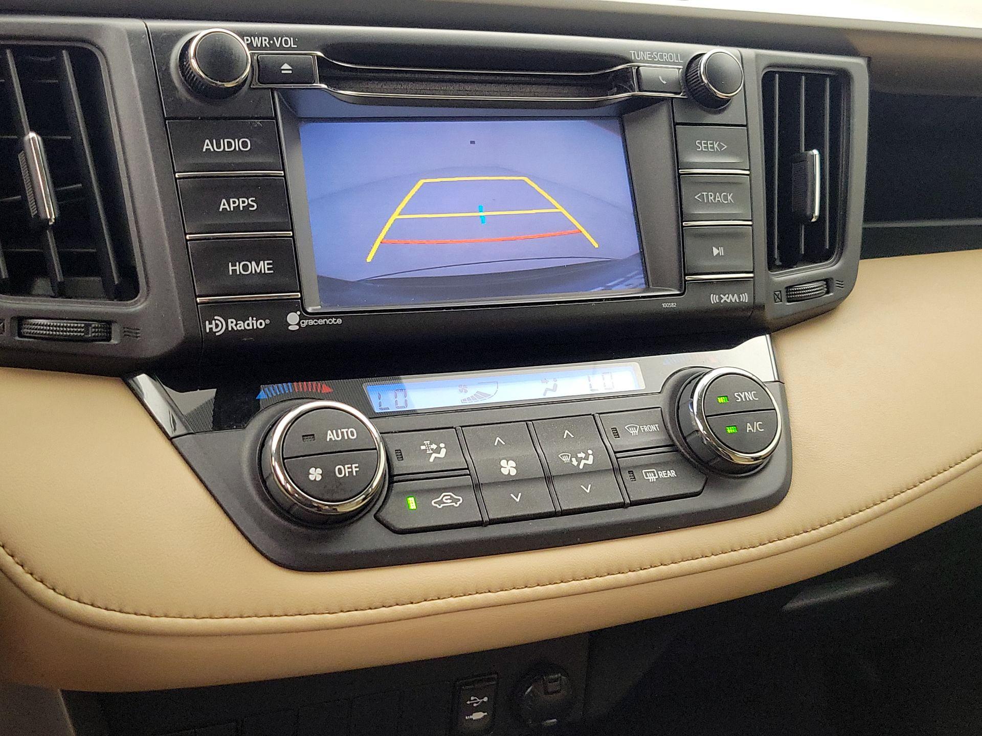 Thumbnail: 2016 Toyota RAV4 - 14