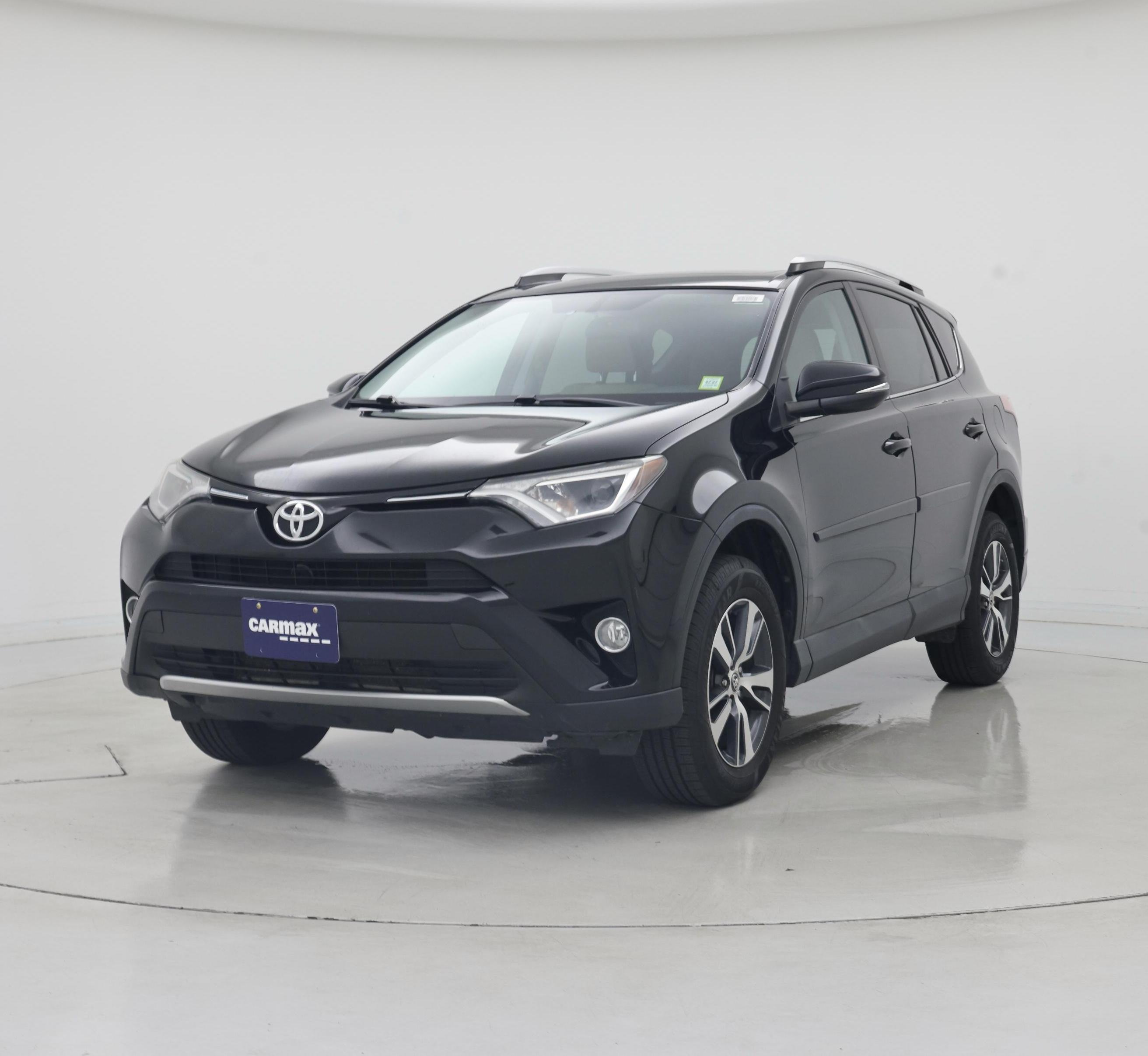 Thumbnail: 2016 Toyota RAV4 - 4