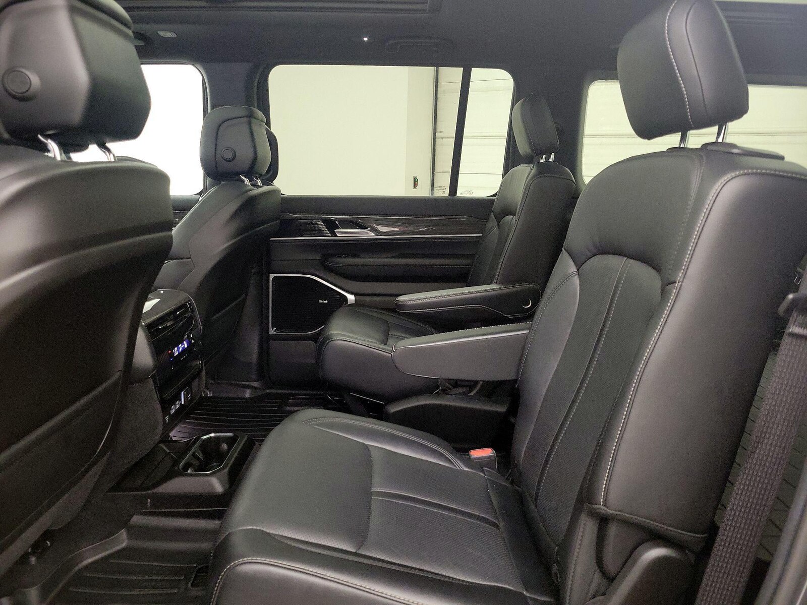 Rear Air Conditioning