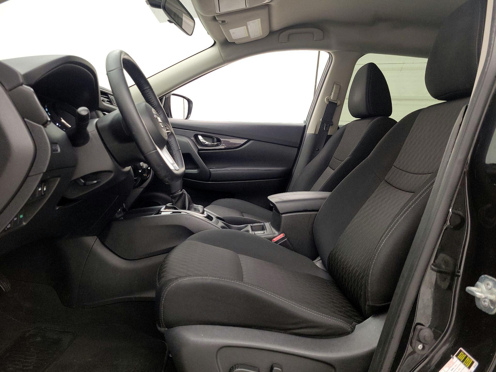 Thumbnail: 2018 Nissan Rogue - 11
