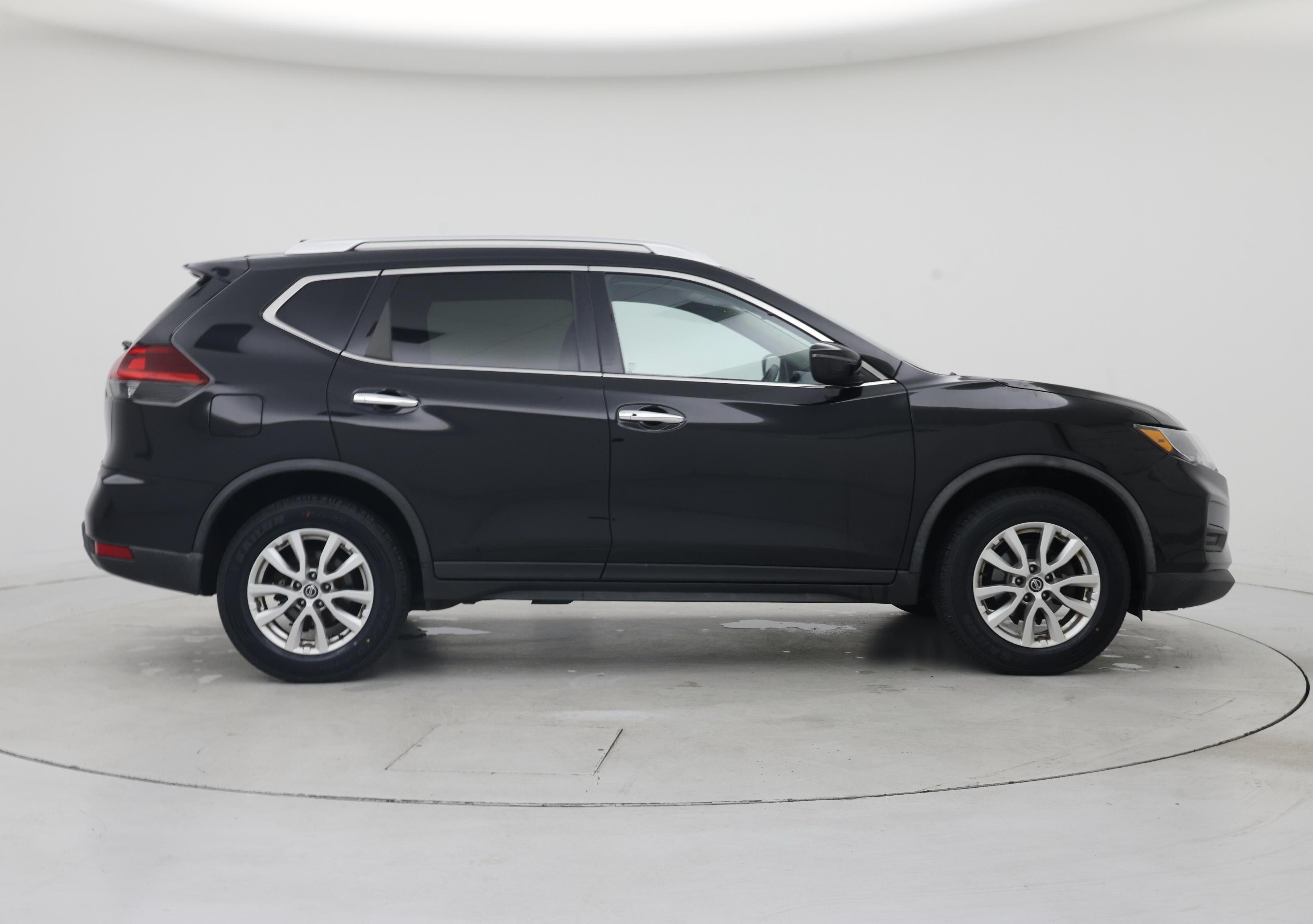 Thumbnail: 2018 Nissan Rogue - 7
