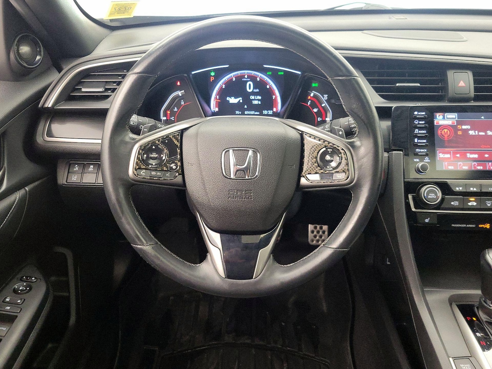2020 Honda Civic Hatchback Sport Touring - Photo 11