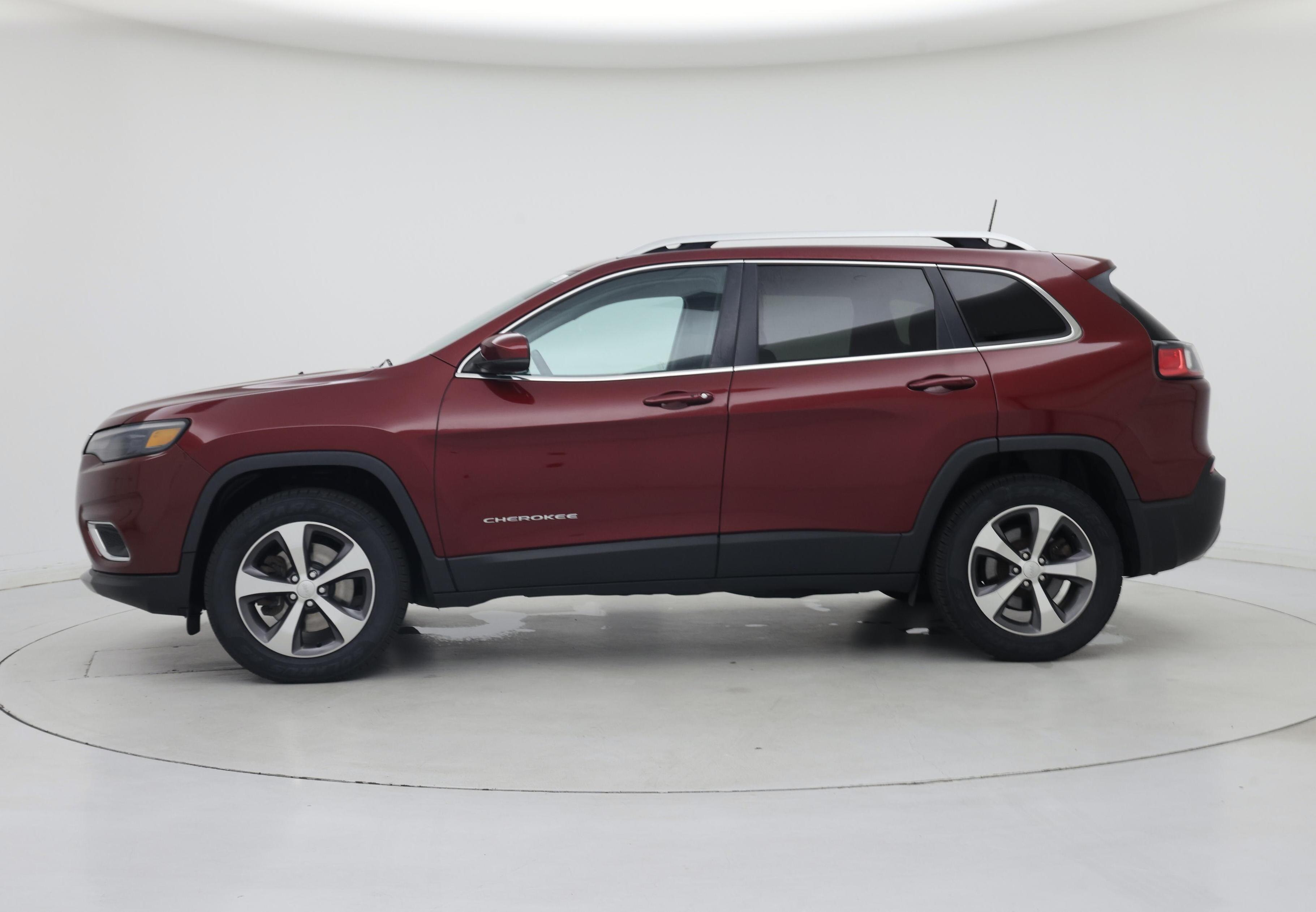 Thumbnail: 2019 Jeep Cherokee - 3