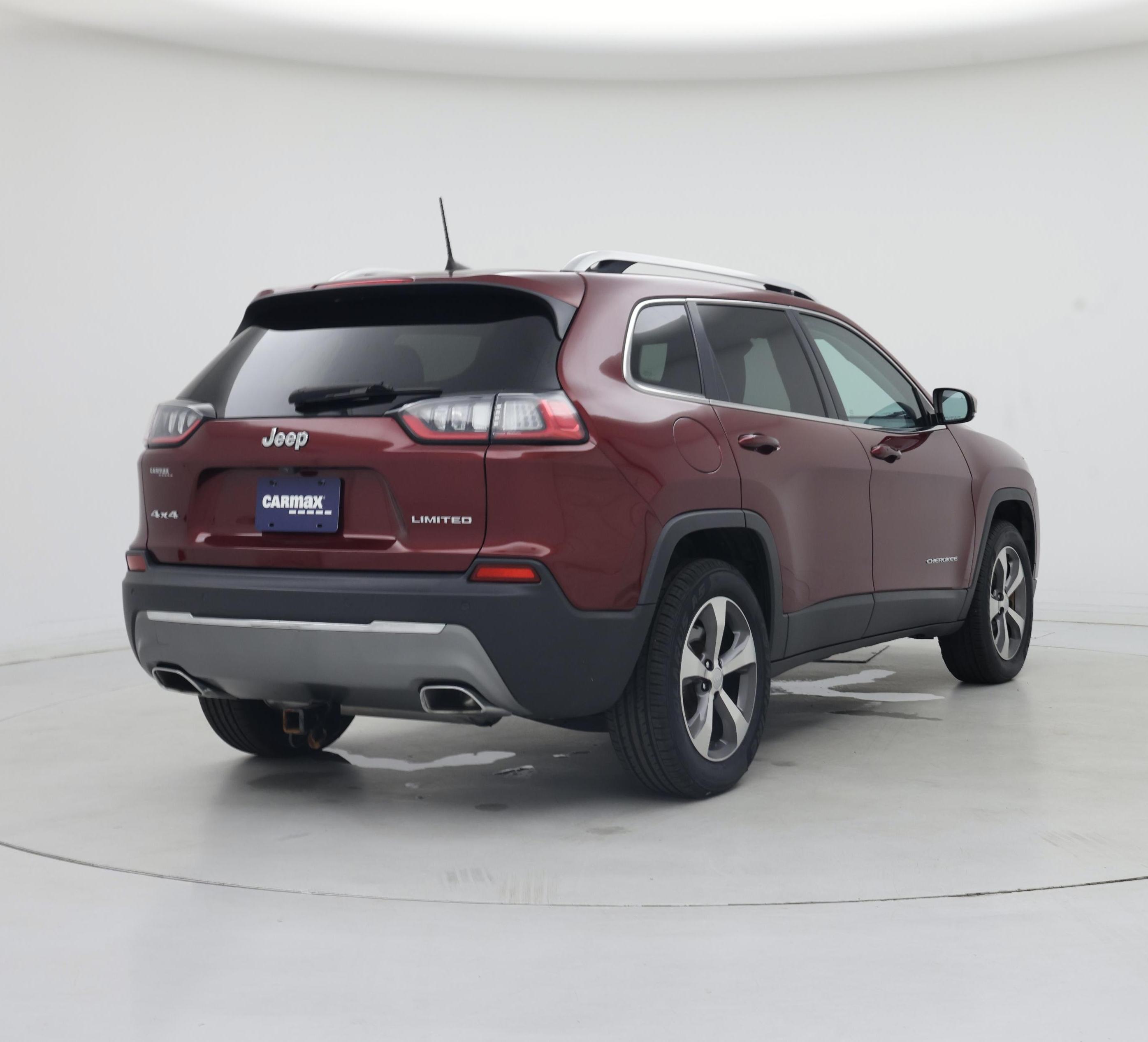 Thumbnail: 2019 Jeep Cherokee - 8