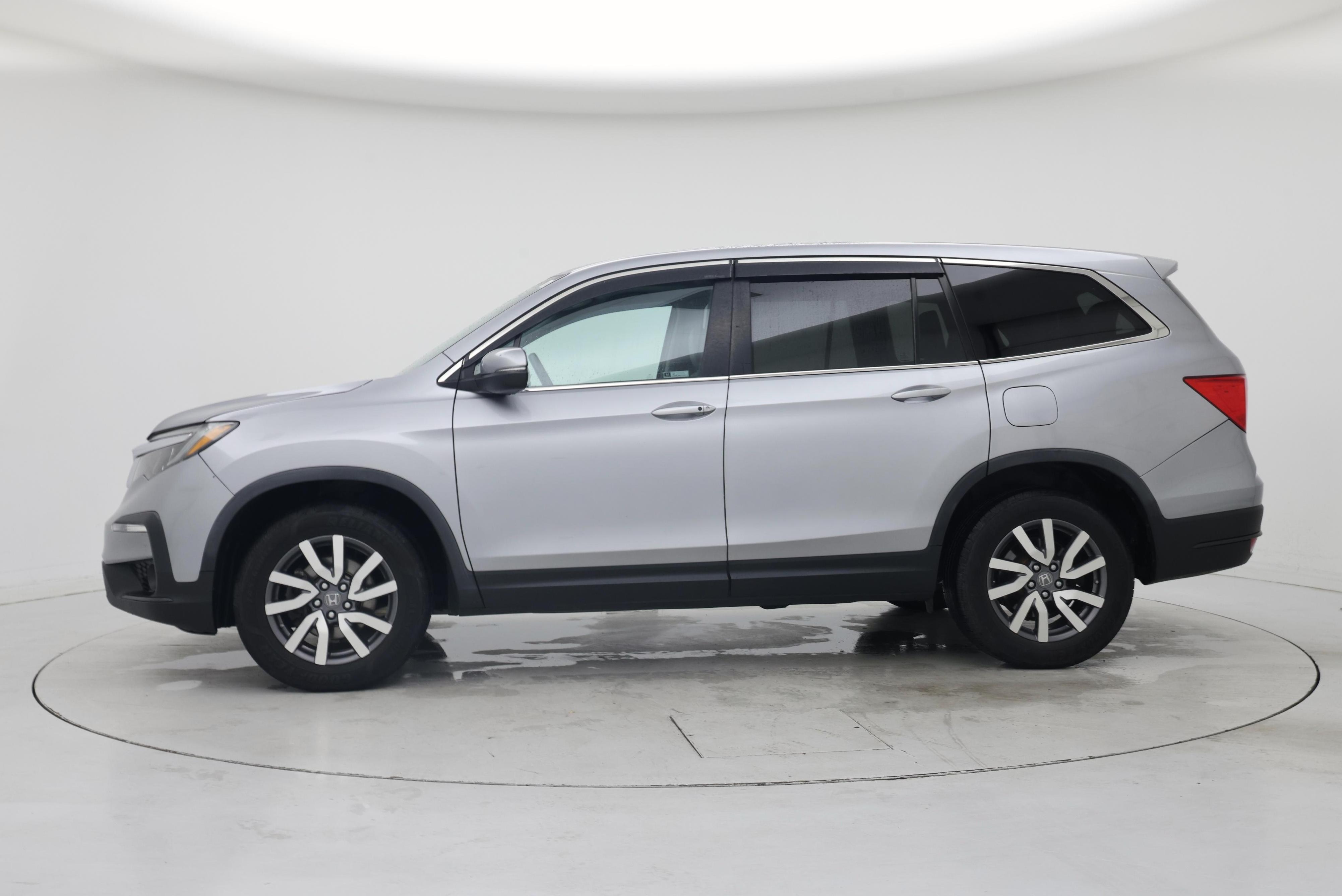 Thumbnail: 2019 Honda Pilot - 3