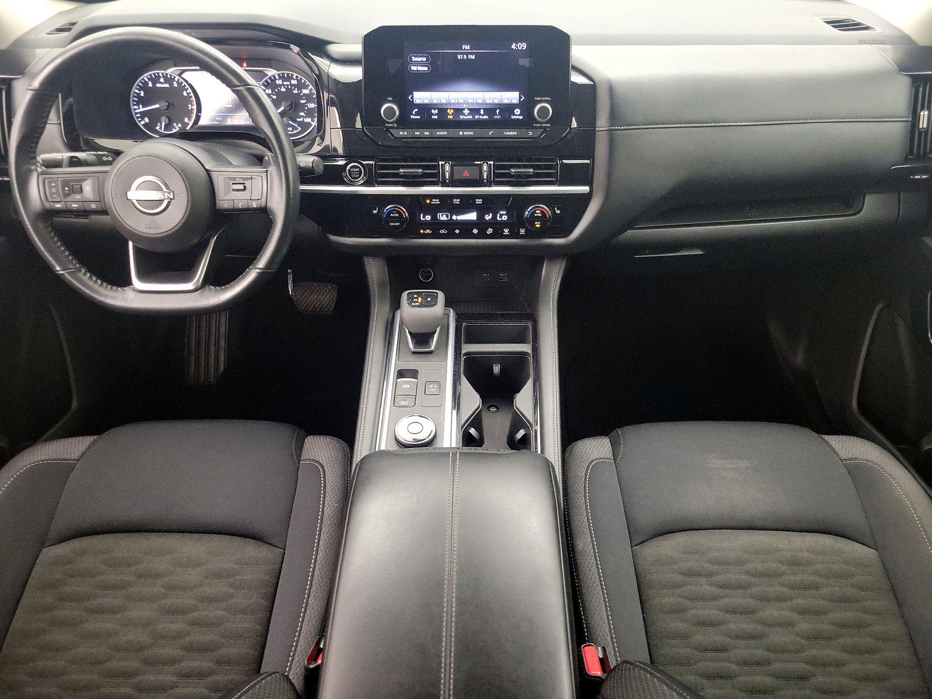 Thumbnail: 2024 Nissan Pathfinder - 9