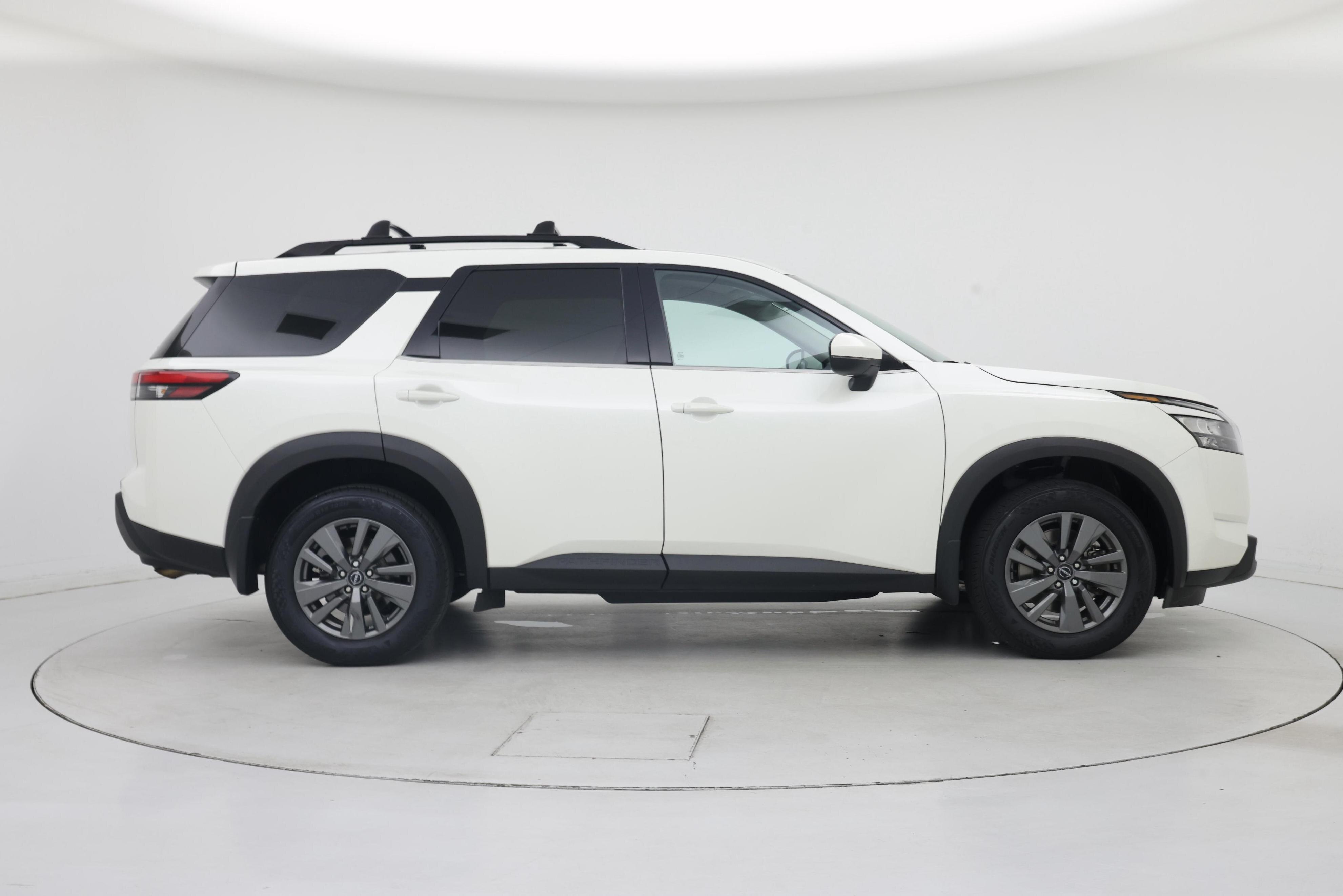 Thumbnail: 2024 Nissan Pathfinder - 7