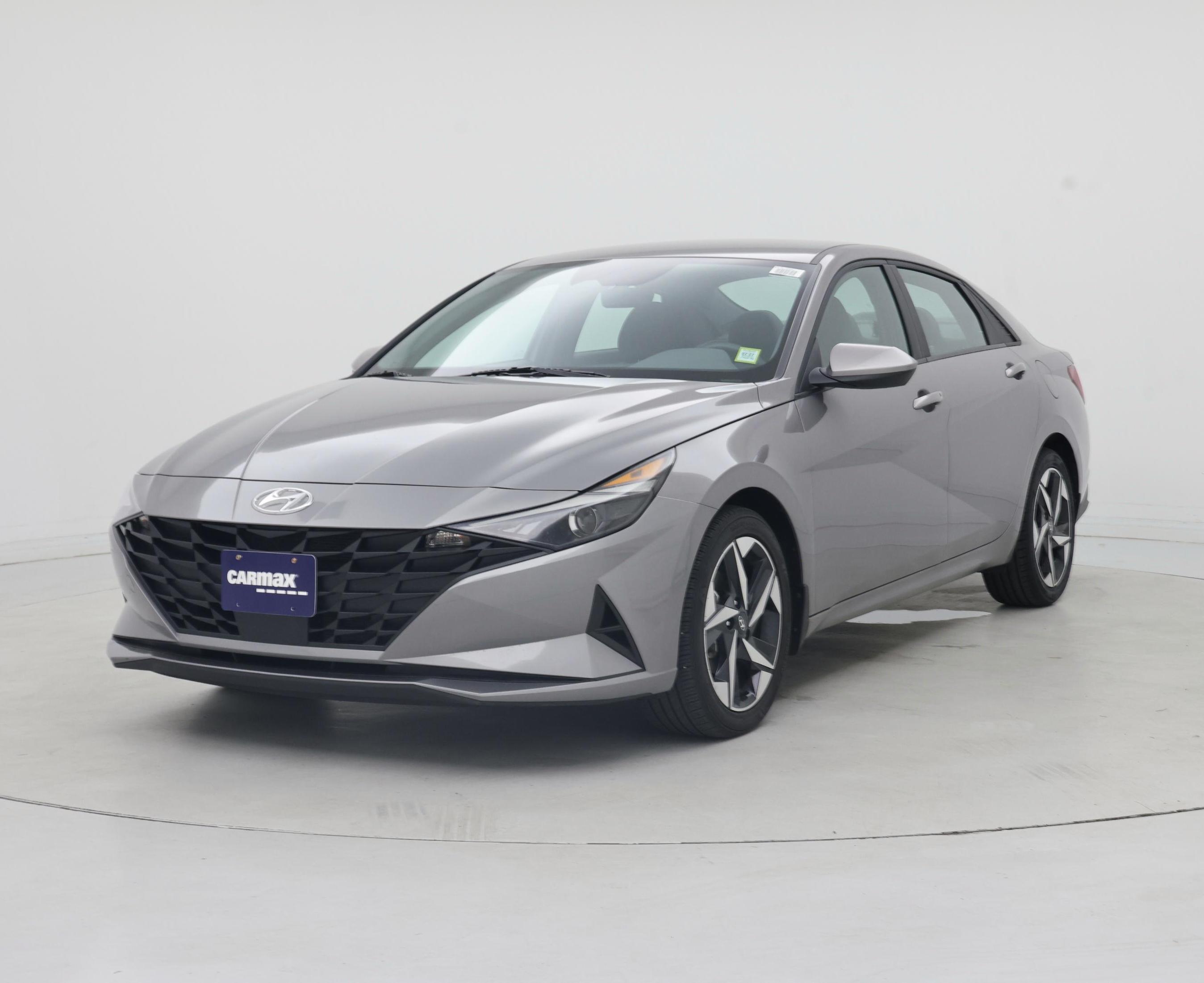 Thumbnail: 2023 Hyundai Elantra - 4